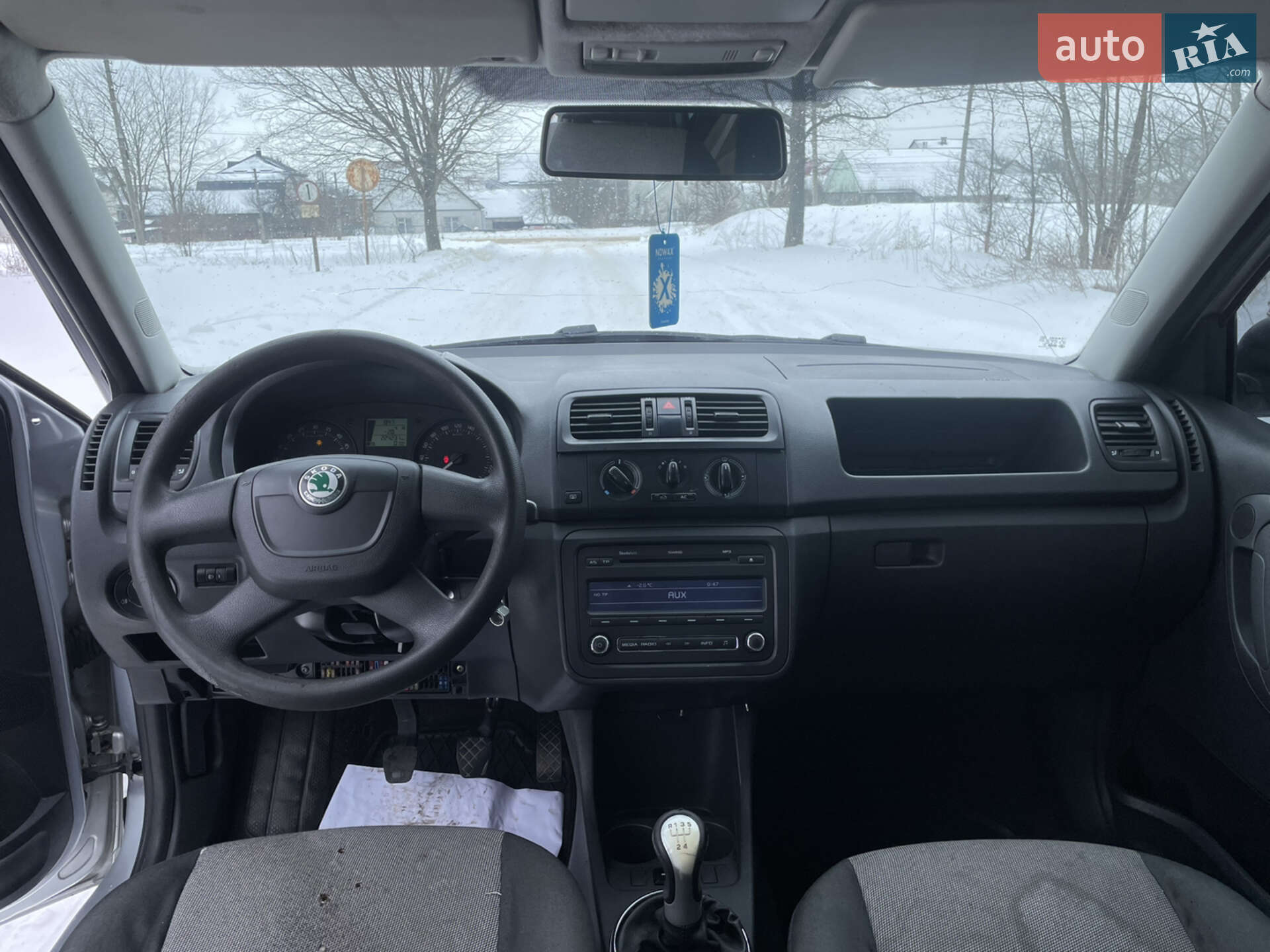 Skoda Fabia 2011 VIN TMBJS25J1C3104026 фото оголошення 3 з 8