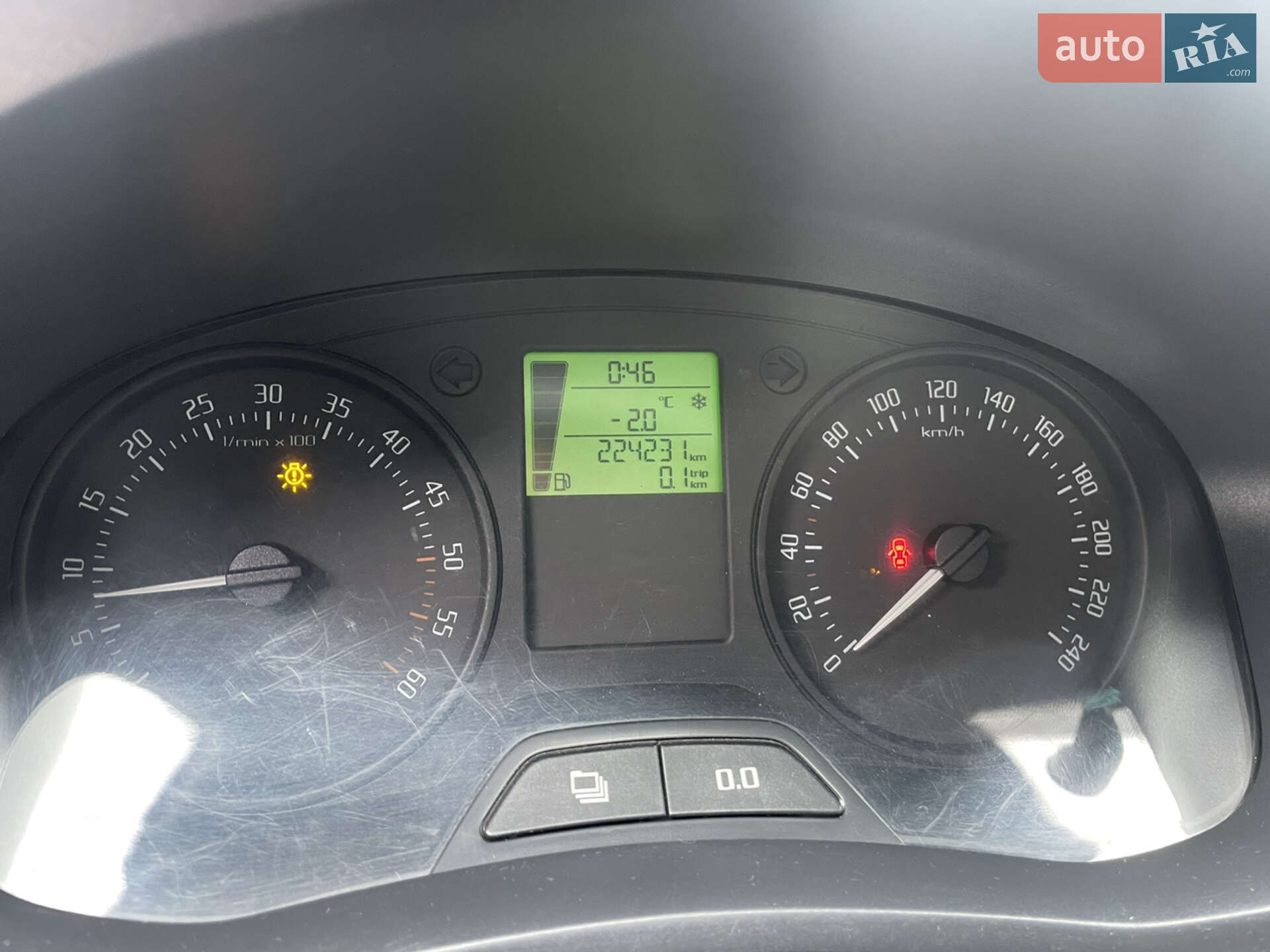 Skoda Fabia 2011 VIN TMBJS25J1C3104026 фото оголошення 6 з 8