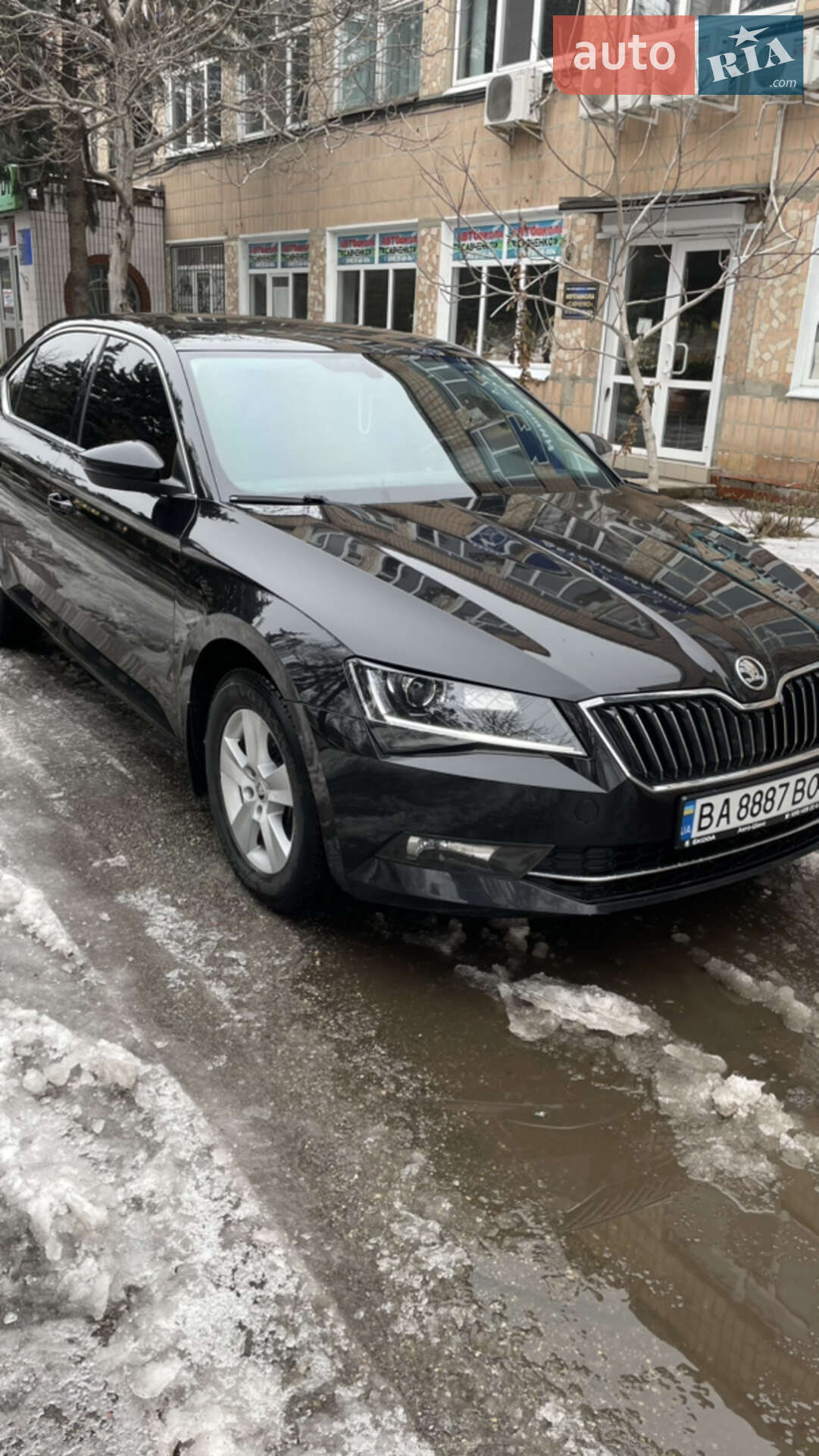 Skoda Superb 2017 VIN TMBAL4NP2JB300010 фото оголошення 3 з 15