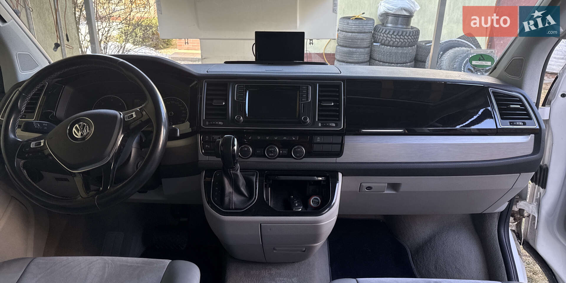 Volkswagen California 2017 VIN WV2ZZZ7HZJH007382 фото оголошення 10 з 20