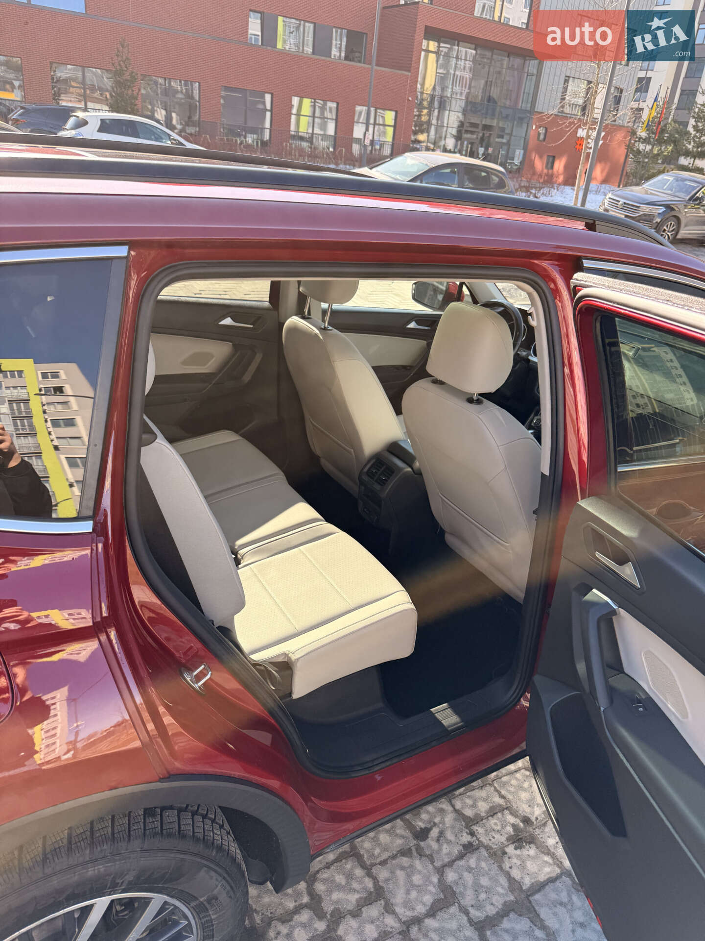 Volkswagen Tiguan Allspace 2018 VIN 3VV2B7AX4KM071792 фото оголошення 13 з 24