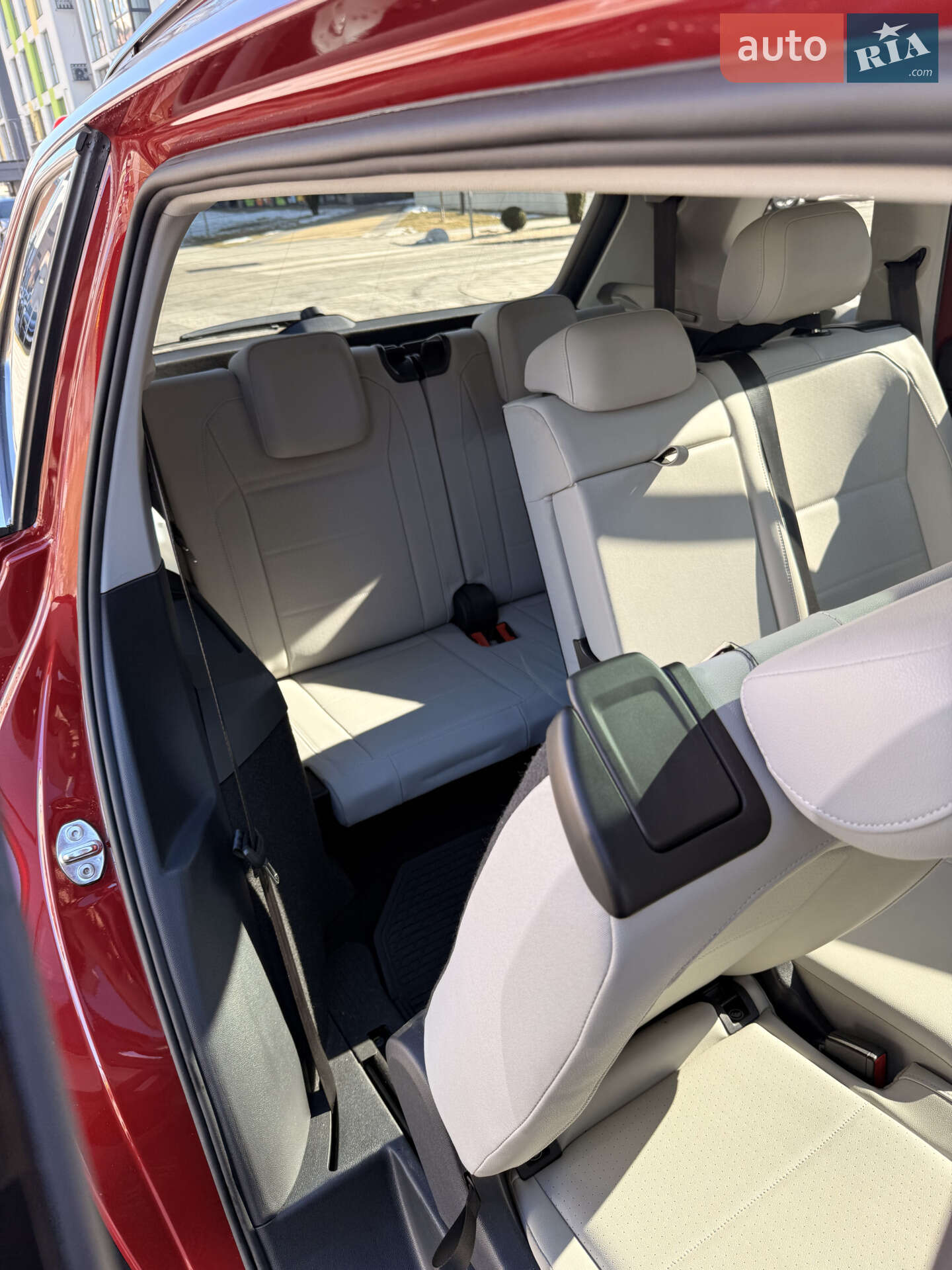 Volkswagen Tiguan Allspace 2018 VIN 3VV2B7AX4KM071792 фото оголошення 20 з 24