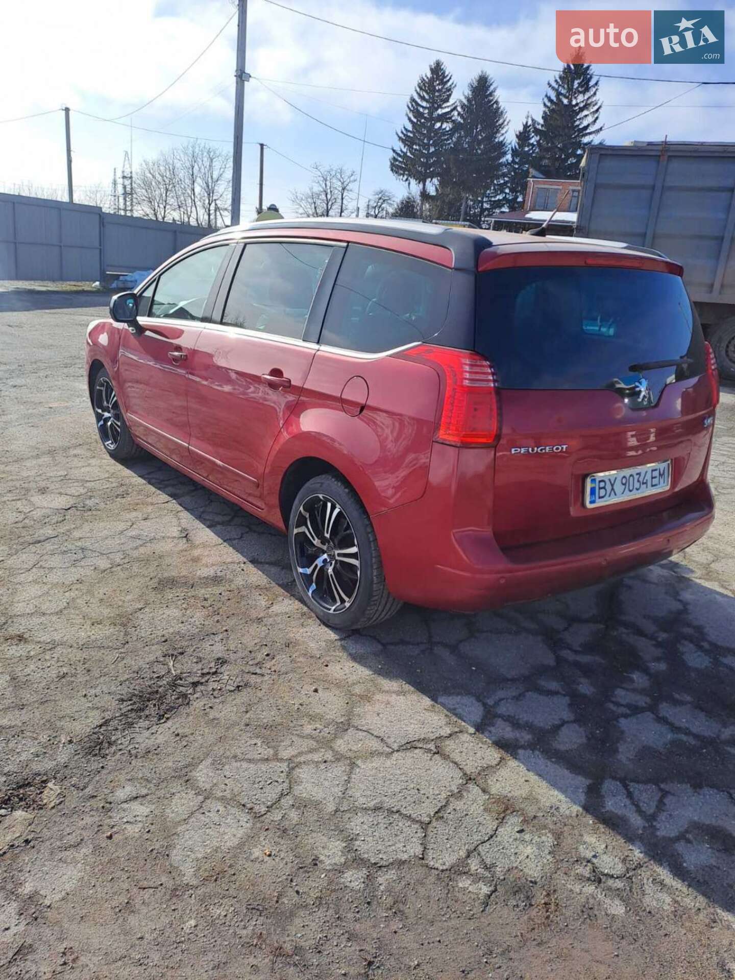 Peugeot 5008 2011 VIN VF30ARHHABS250750 фото оголошення 3 з 16