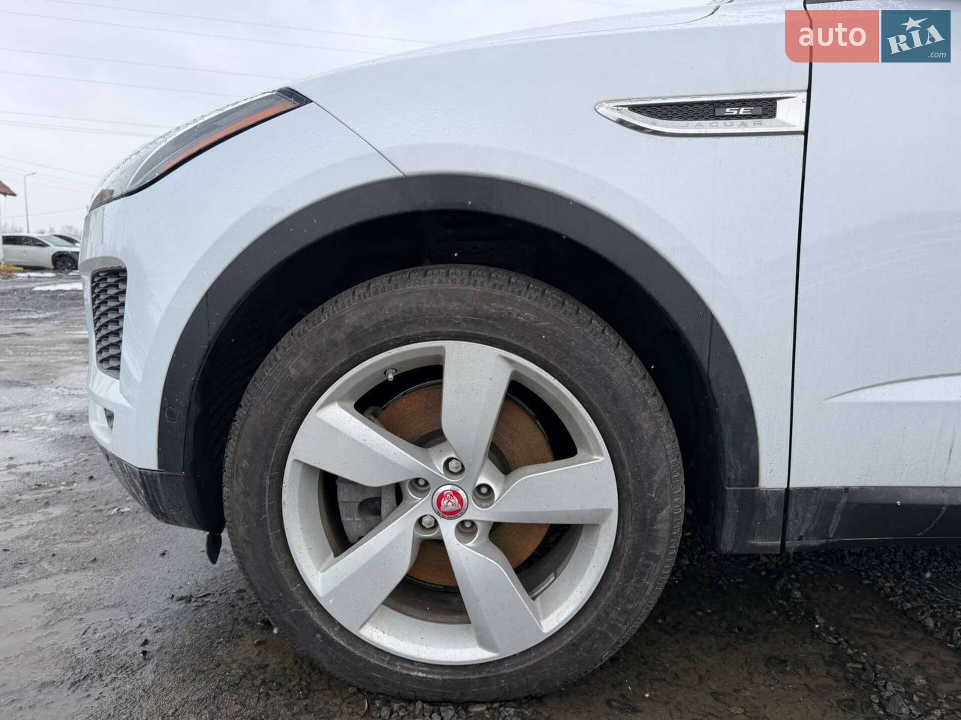 Jaguar E-Pace 2019 VIN SADFP2FX1L1Z76264 фото оголошення 3 з 16