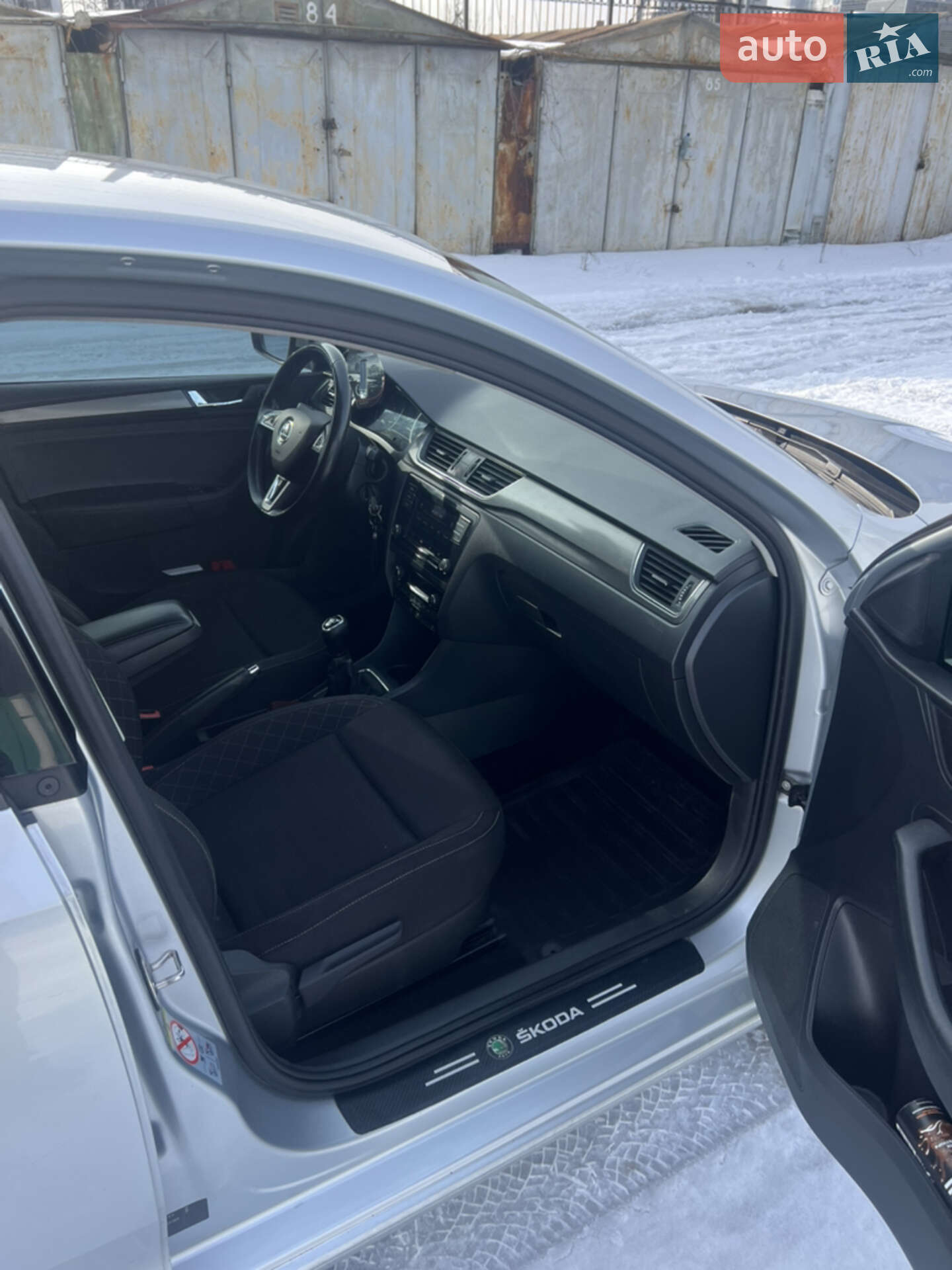 Skoda Rapid 2018 VIN TMBAC4NH1KB100150 фото оголошення 28 з 38