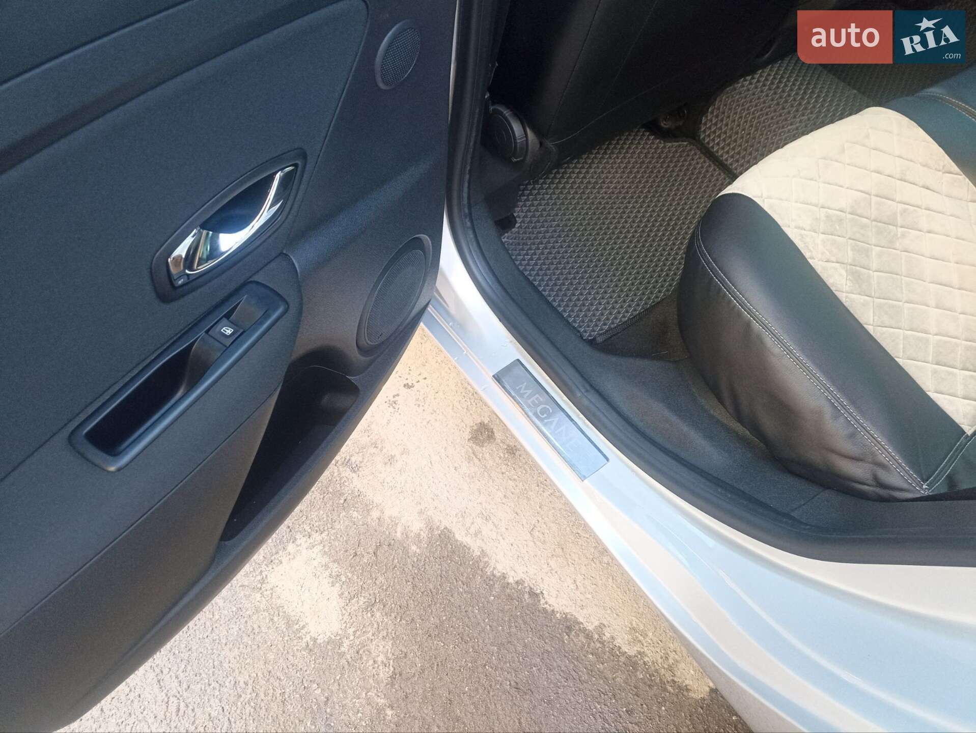 Renault Megane 2012 VIN VF1KZ1S0646899814 фото оголошення 16 з 18
