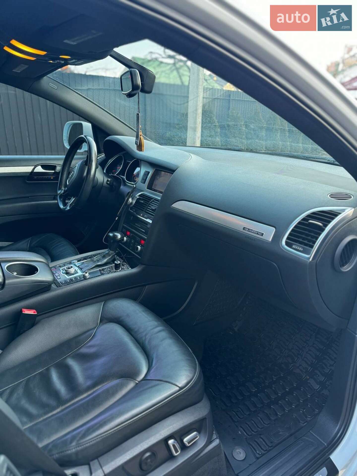 Audi Q7 2015 VIN WA1VMCFE3FD018275 фото оголошення 6 з 30
