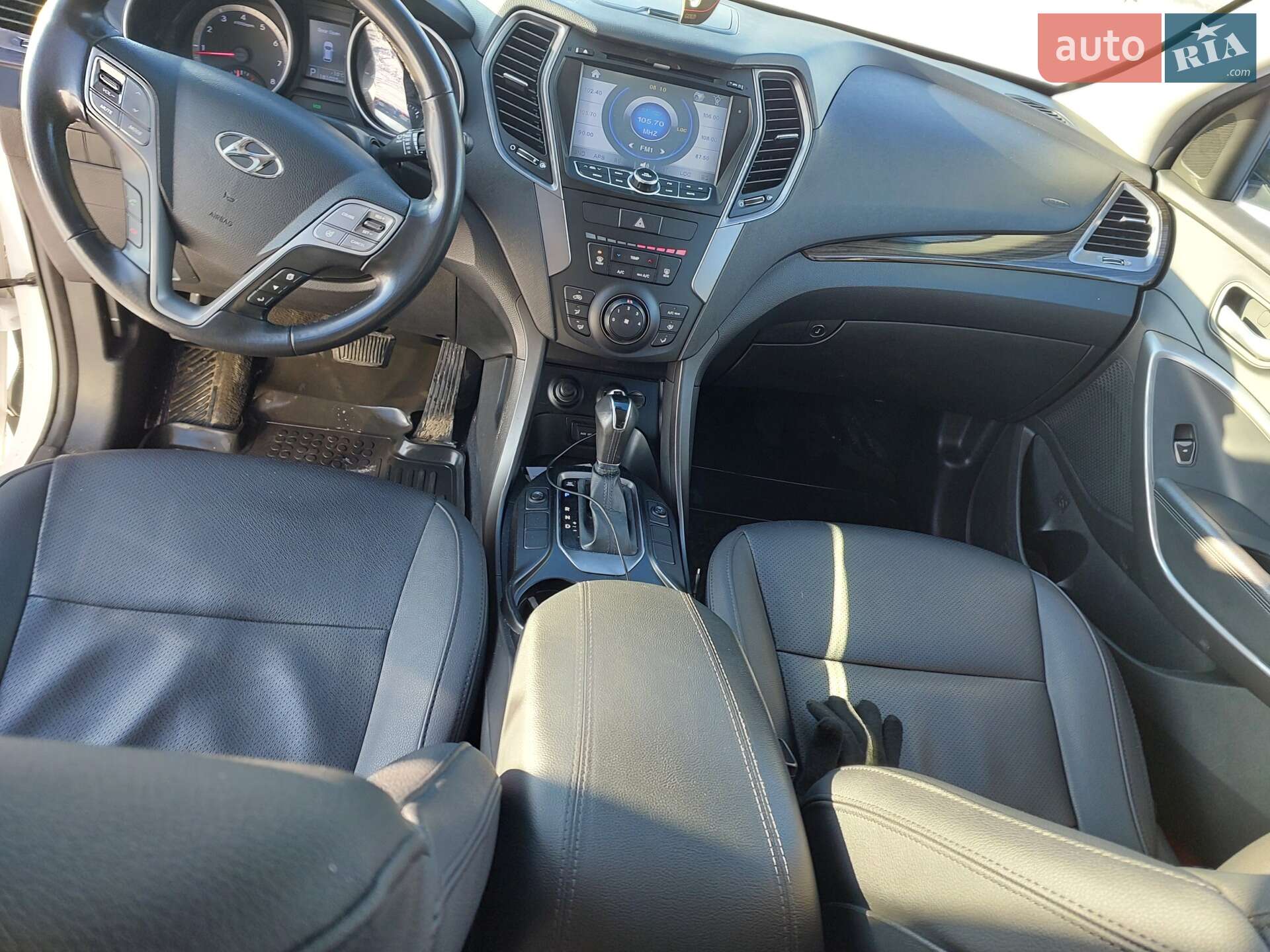 Hyundai Santa FE 2013 VIN KMHST81CBEU157003 фото оголошення 17 з 19