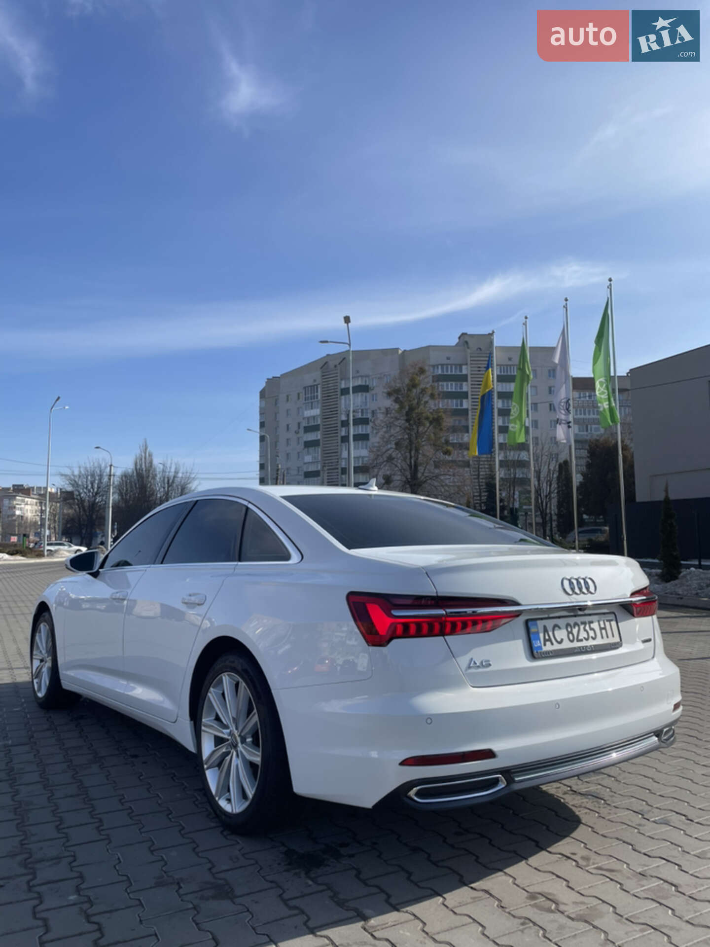 Audi A6 2019 VIN WAUD8AF24KN127510 фото оголошення 19 з 68