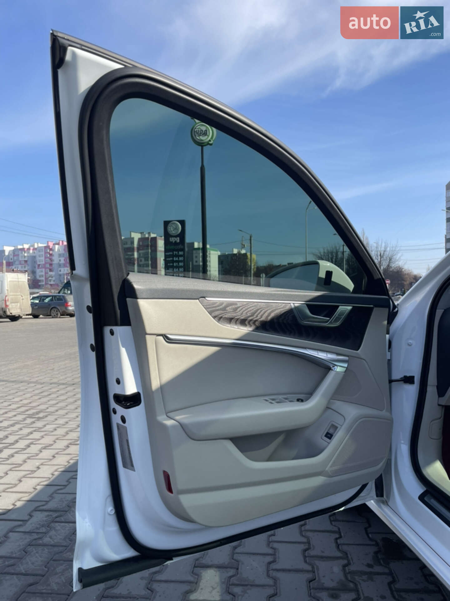 Audi A6 2019 VIN WAUD8AF24KN127510 фото оголошення 50 з 68