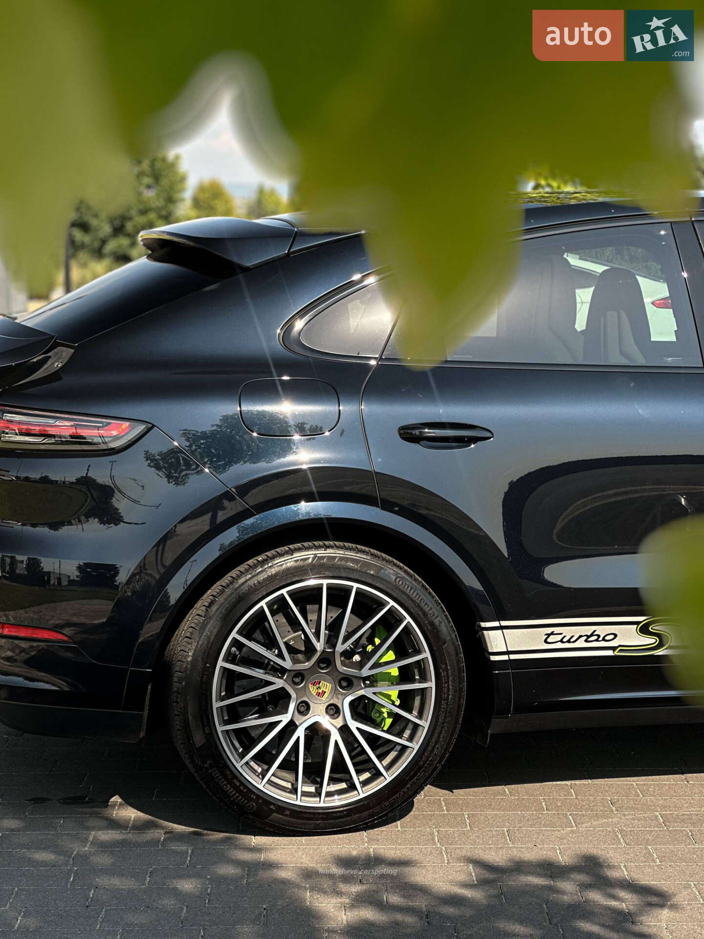 Porsche Cayenne Coupe 2021 VIN WP1BH2AY8MDA53074 фото оголошення 3 з 10