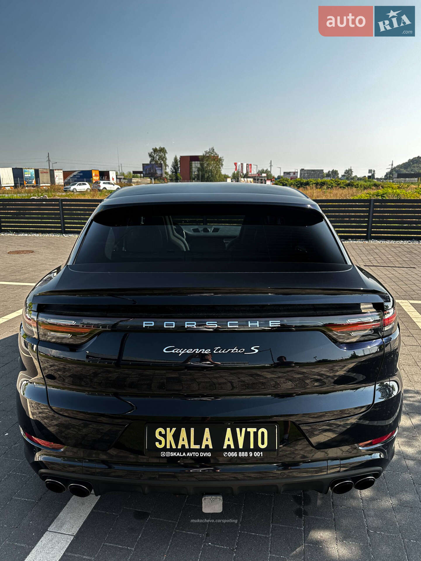 Porsche Cayenne Coupe 2021 VIN WP1BH2AY8MDA53074 фото оголошення 5 з 10