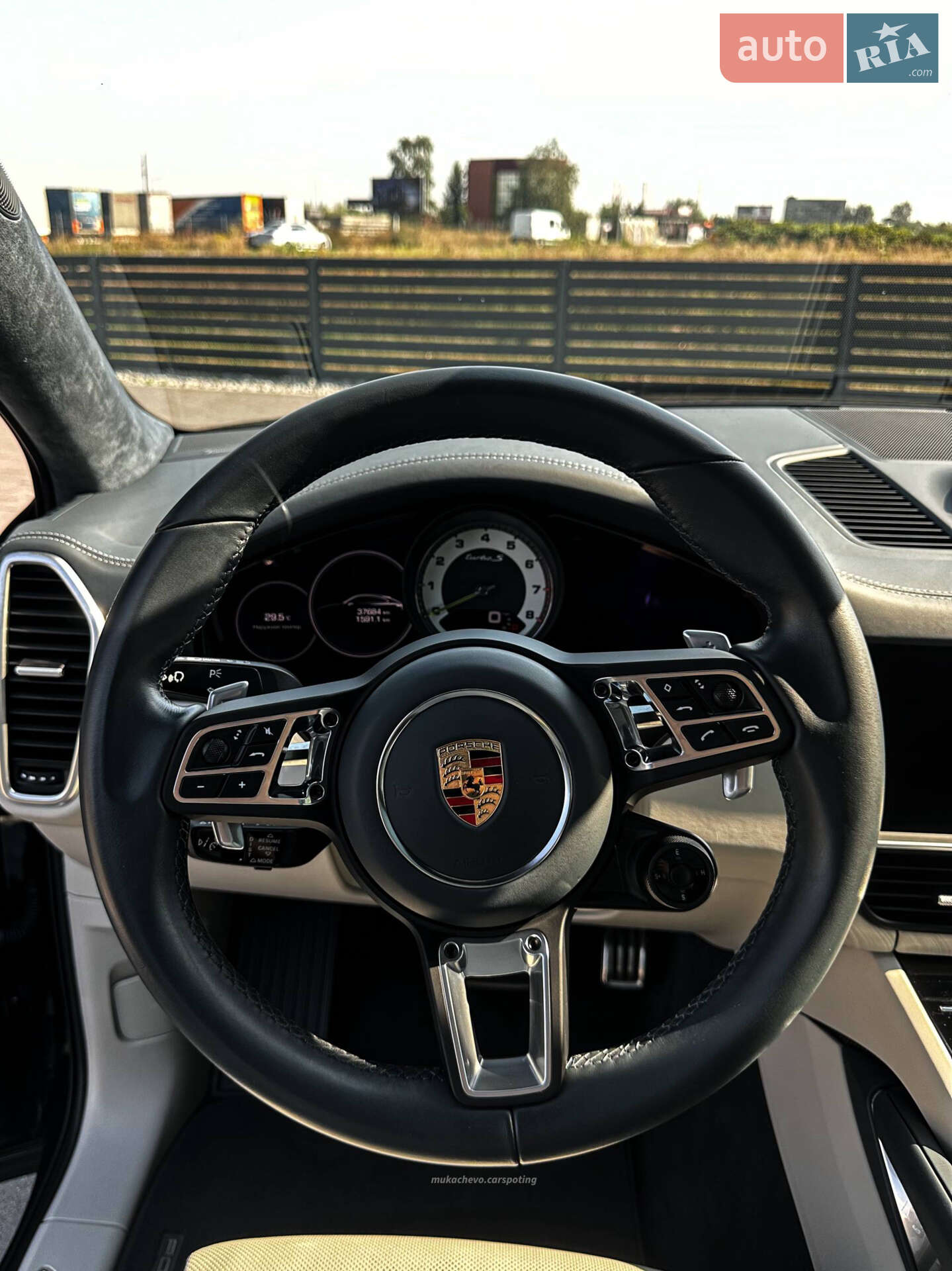 Porsche Cayenne Coupe 2021 VIN WP1BH2AY8MDA53074 фото оголошення 8 з 10