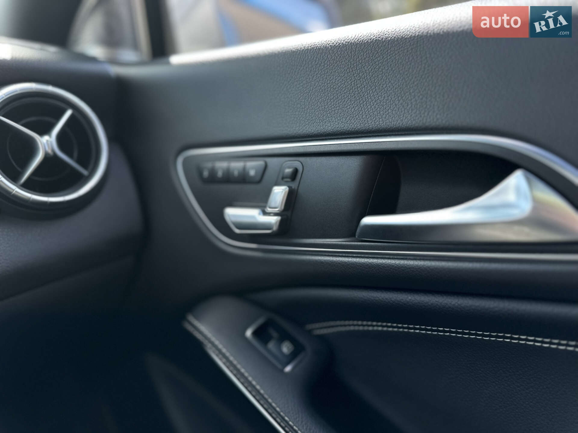 Mercedes-Benz CLA-Class 2016 VIN WDDSJ0CB3GN357632 фото оголошення 22 з 26