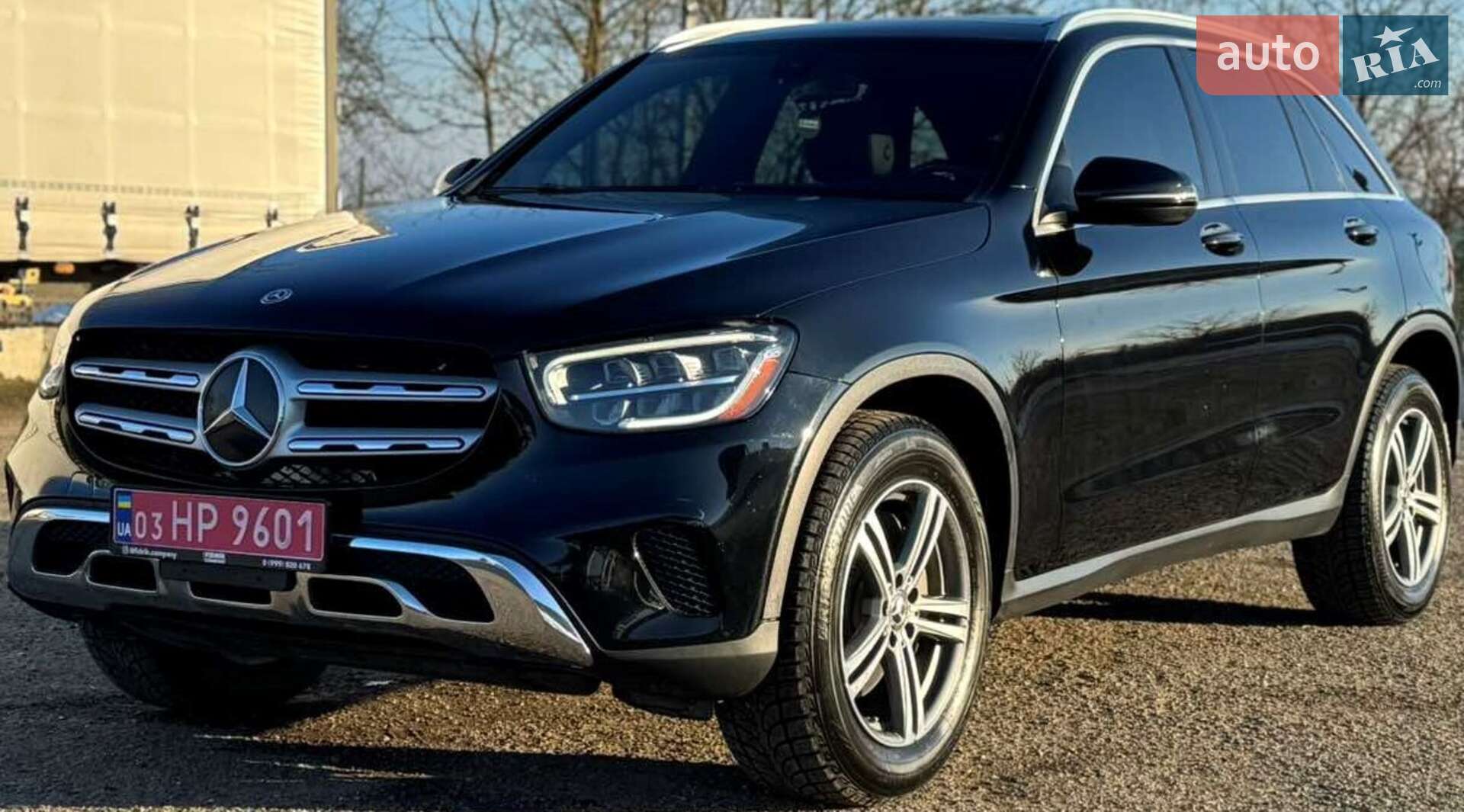 Mercedes-Benz GLC-Class 2019 VIN WDC0G8DB9LF716915 фото оголошення 4 з 35
