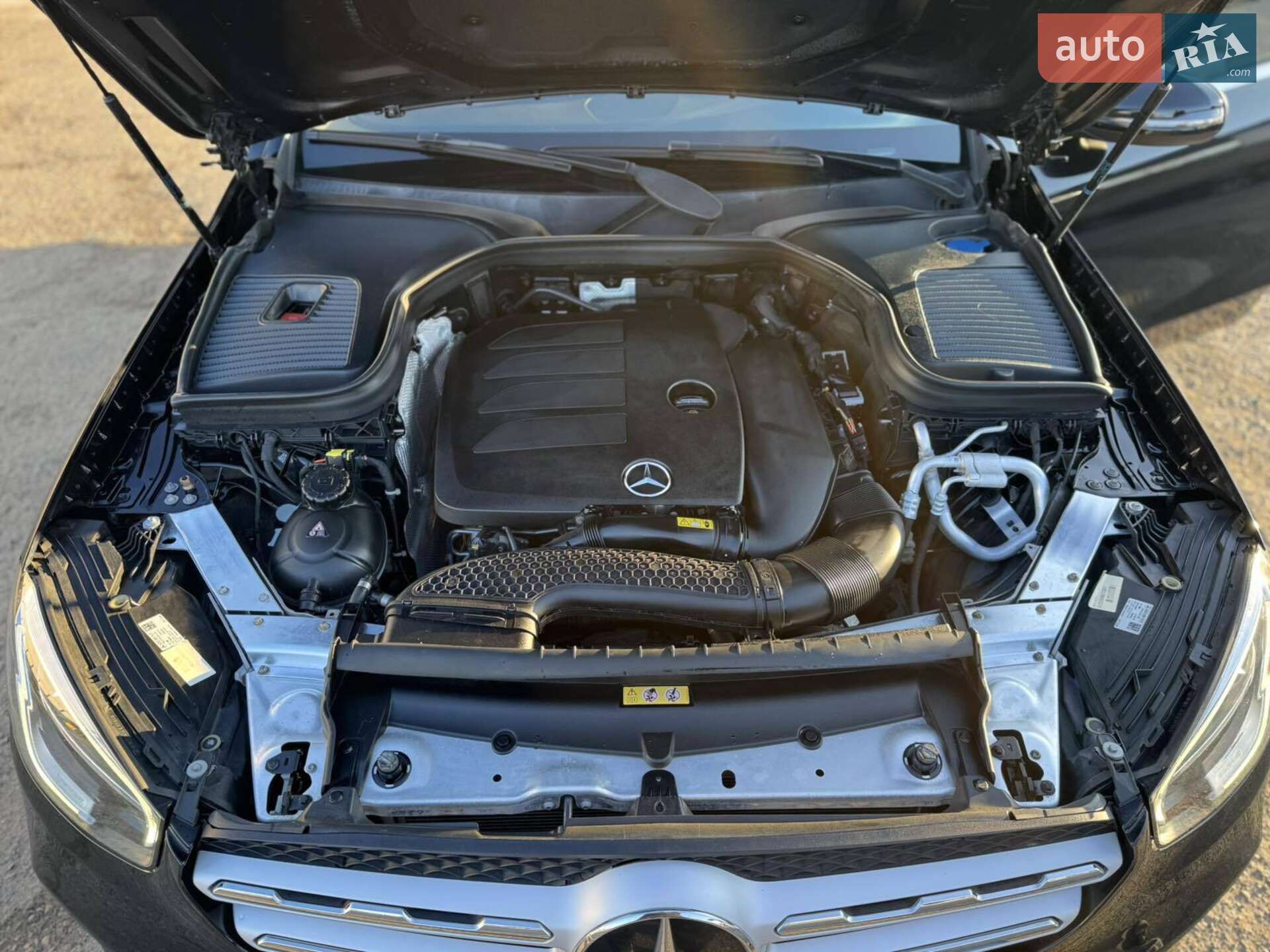 Mercedes-Benz GLC-Class 2019 VIN WDC0G8DB9LF716915 фото оголошення 13 з 35