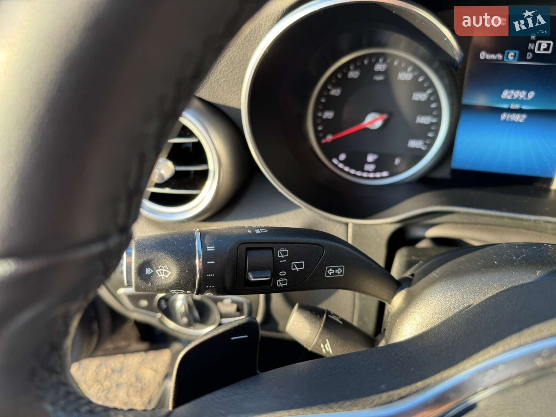 Mercedes-Benz GLC-Class 2019 VIN WDC0G8DB9LF716915 фото оголошення 28 з 35
