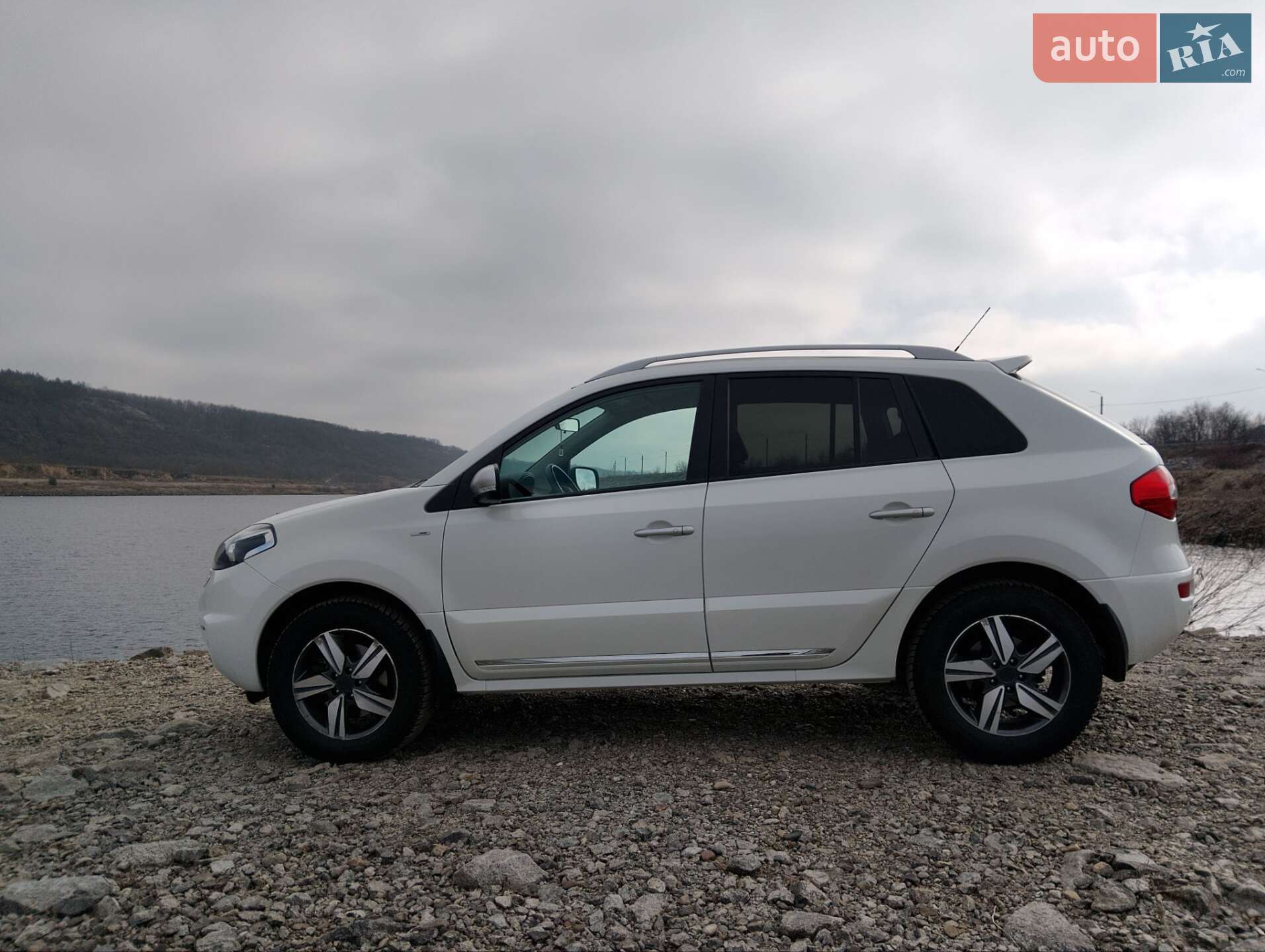 Renault Koleos 2013 VIN VF1VY5WGNUC477331 фото оголошення 3 з 53