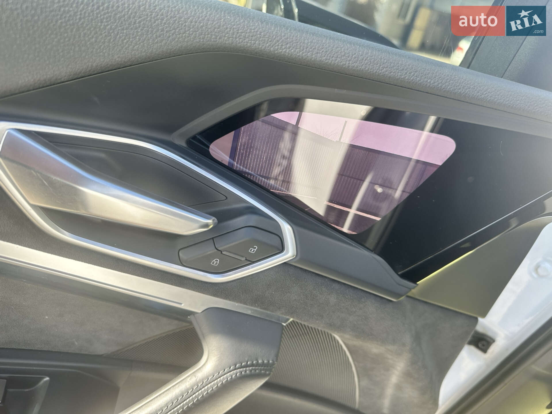 Audi e-tron 2020 VIN WAUZZZGE0LB030866 фото оголошення 6 з 25