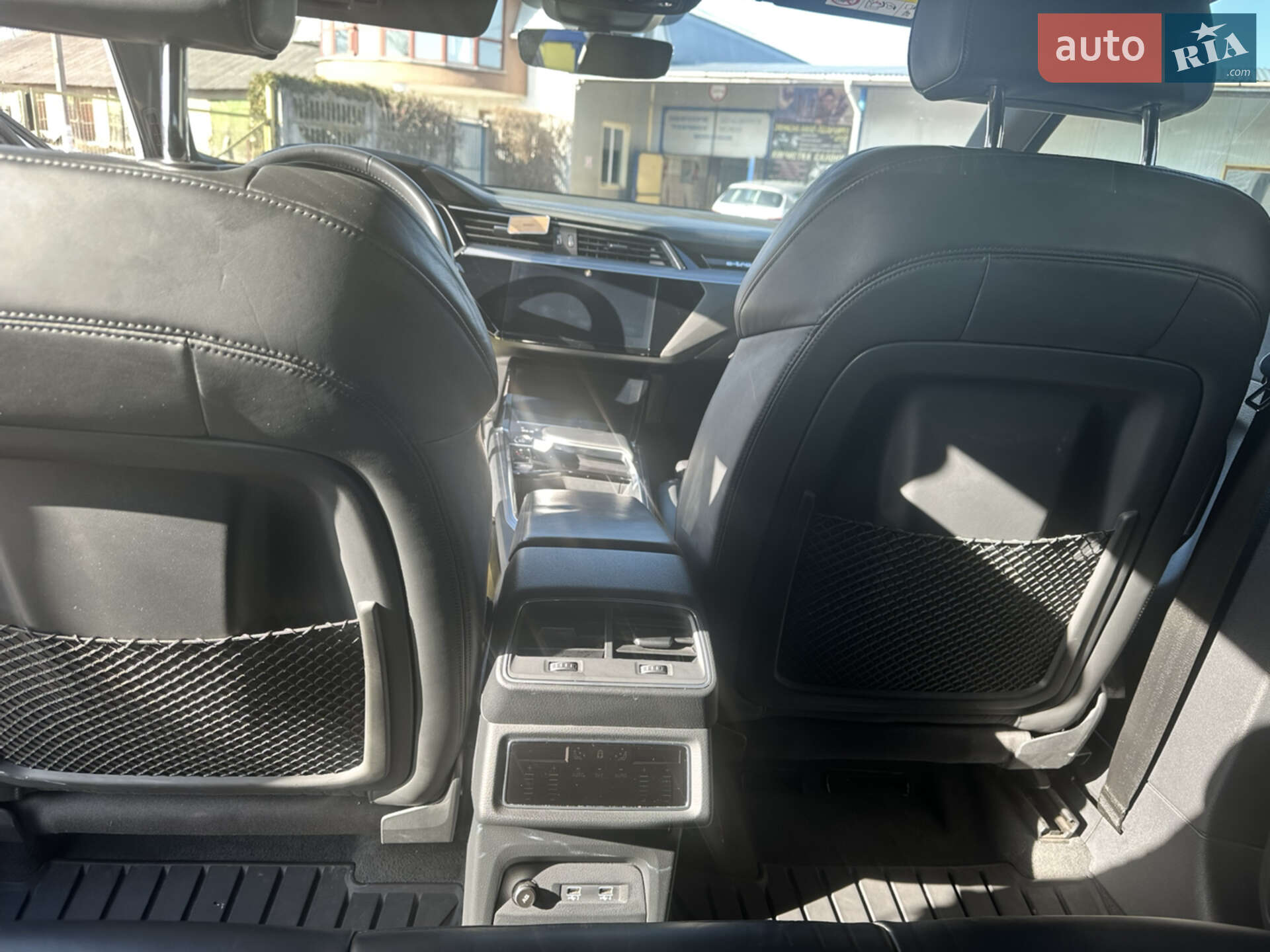 Audi e-tron 2020 VIN WAUZZZGE0LB030866 фото оголошення 7 з 25