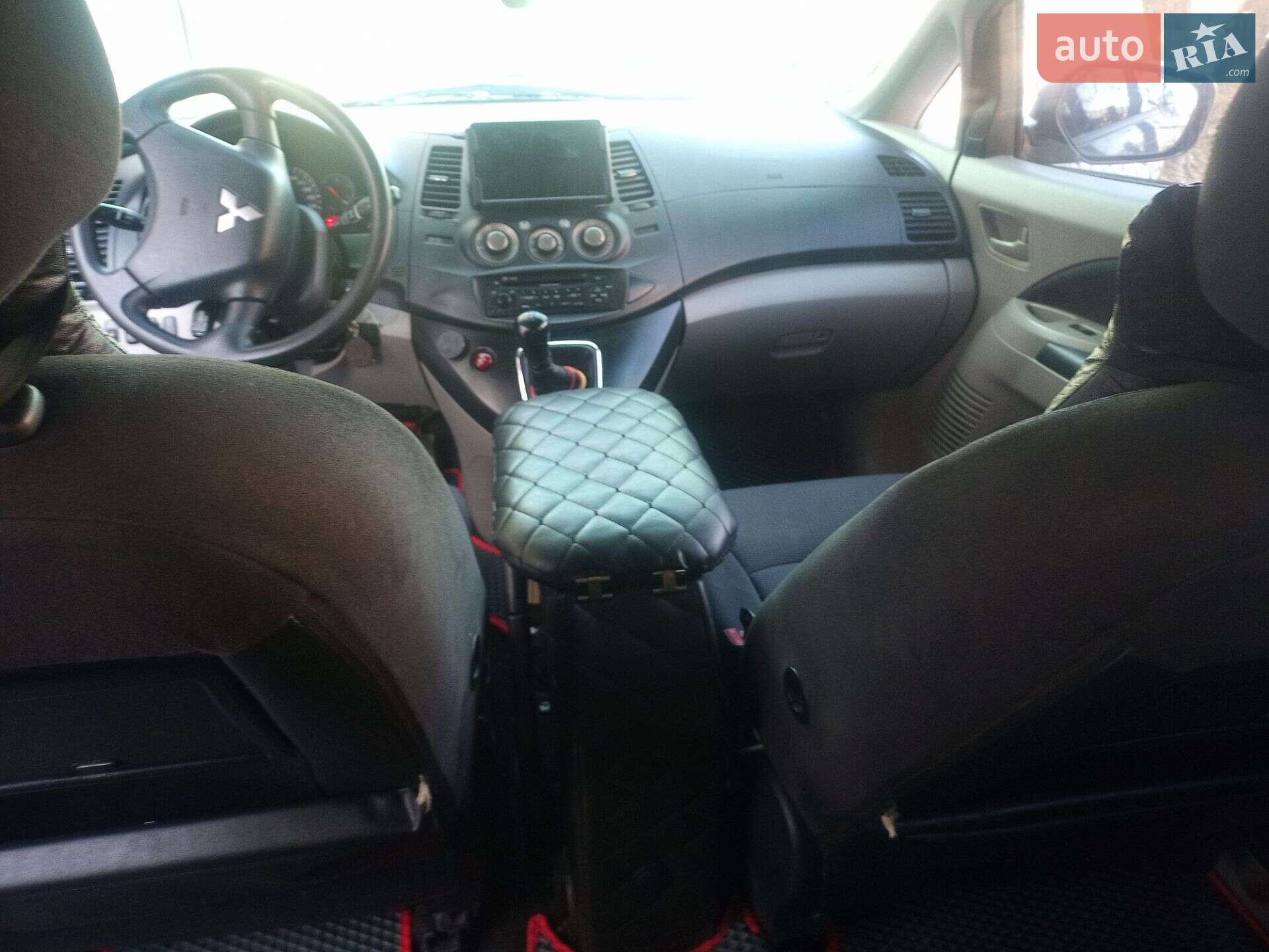 Mitsubishi Grandis 2006 VIN JMBLNNA4W6Z000211 фото оголошення 3 з 16