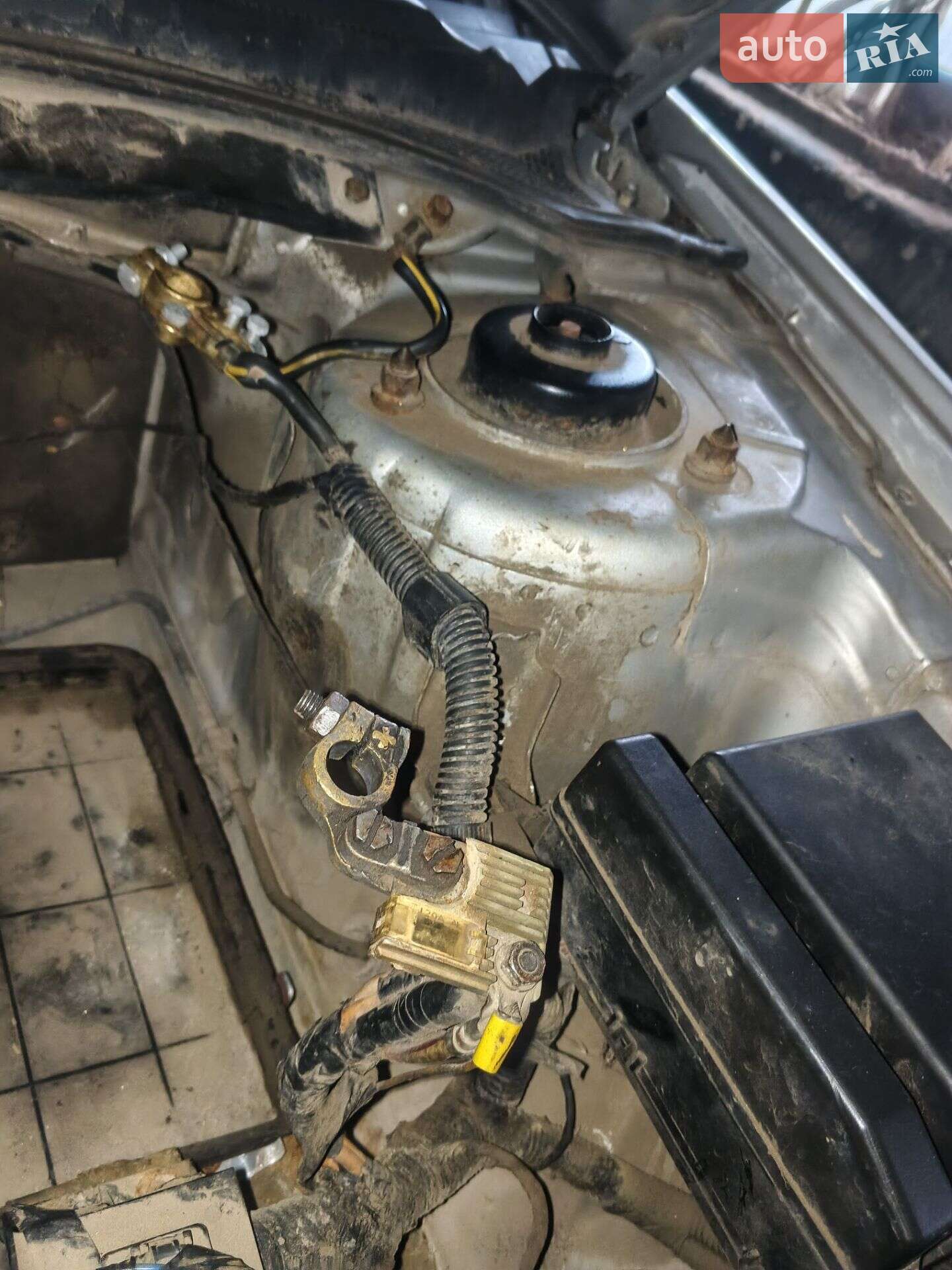 Mitsubishi Galant 2004 VIN 4A3AB36F54E123049 фото оголошення 9 з 34