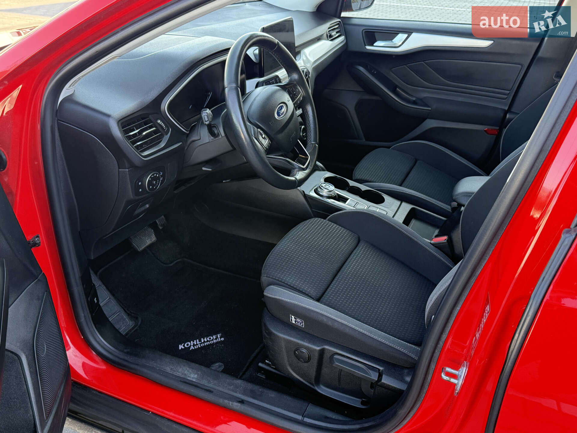 Ford Focus 2019 VIN WF0PXXGCHPKU58414 фото оголошення 18 з 33
