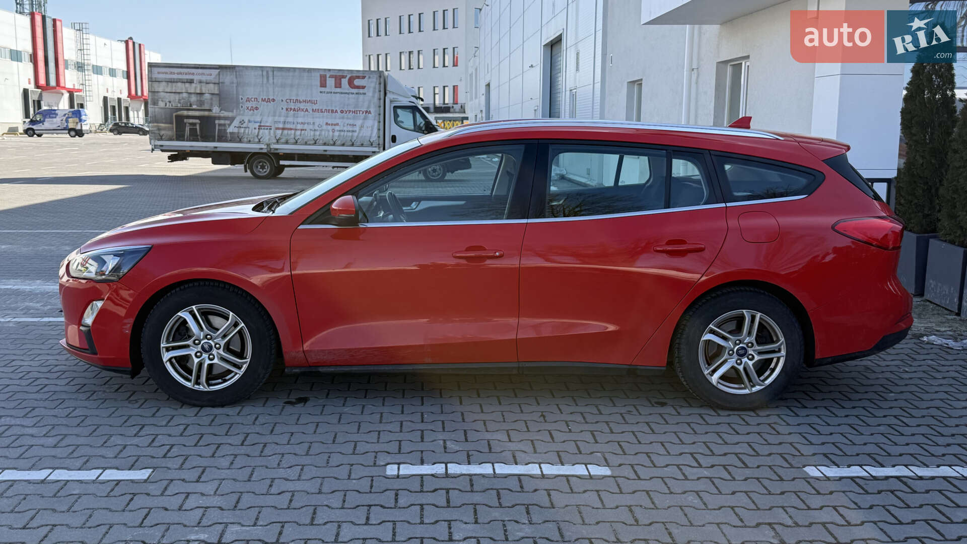 Ford Focus 2019 VIN WF0PXXGCHPKU58414 фото оголошення 10 з 33