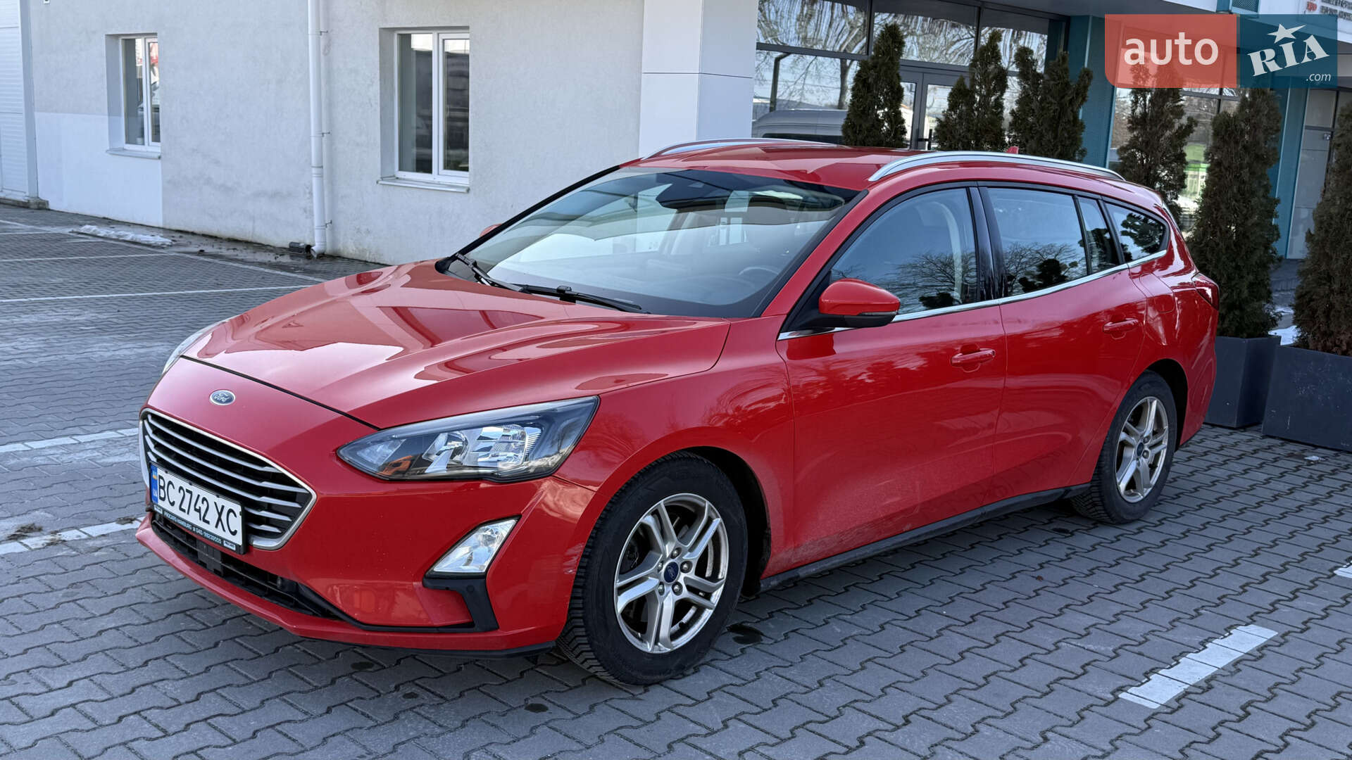 Ford Focus 2019 VIN WF0PXXGCHPKU58414 фото оголошення 2 з 33