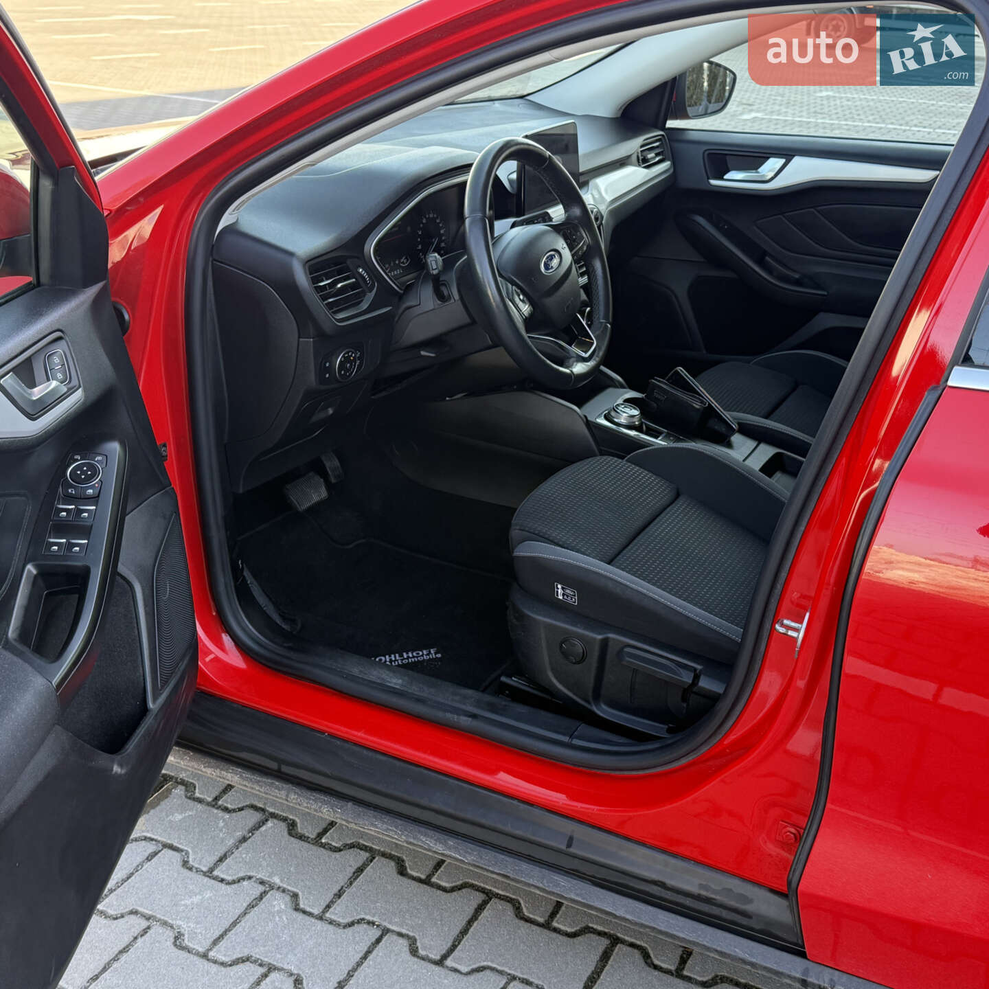 Ford Focus 2019 VIN WF0PXXGCHPKU58414 фото оголошення 17 з 33
