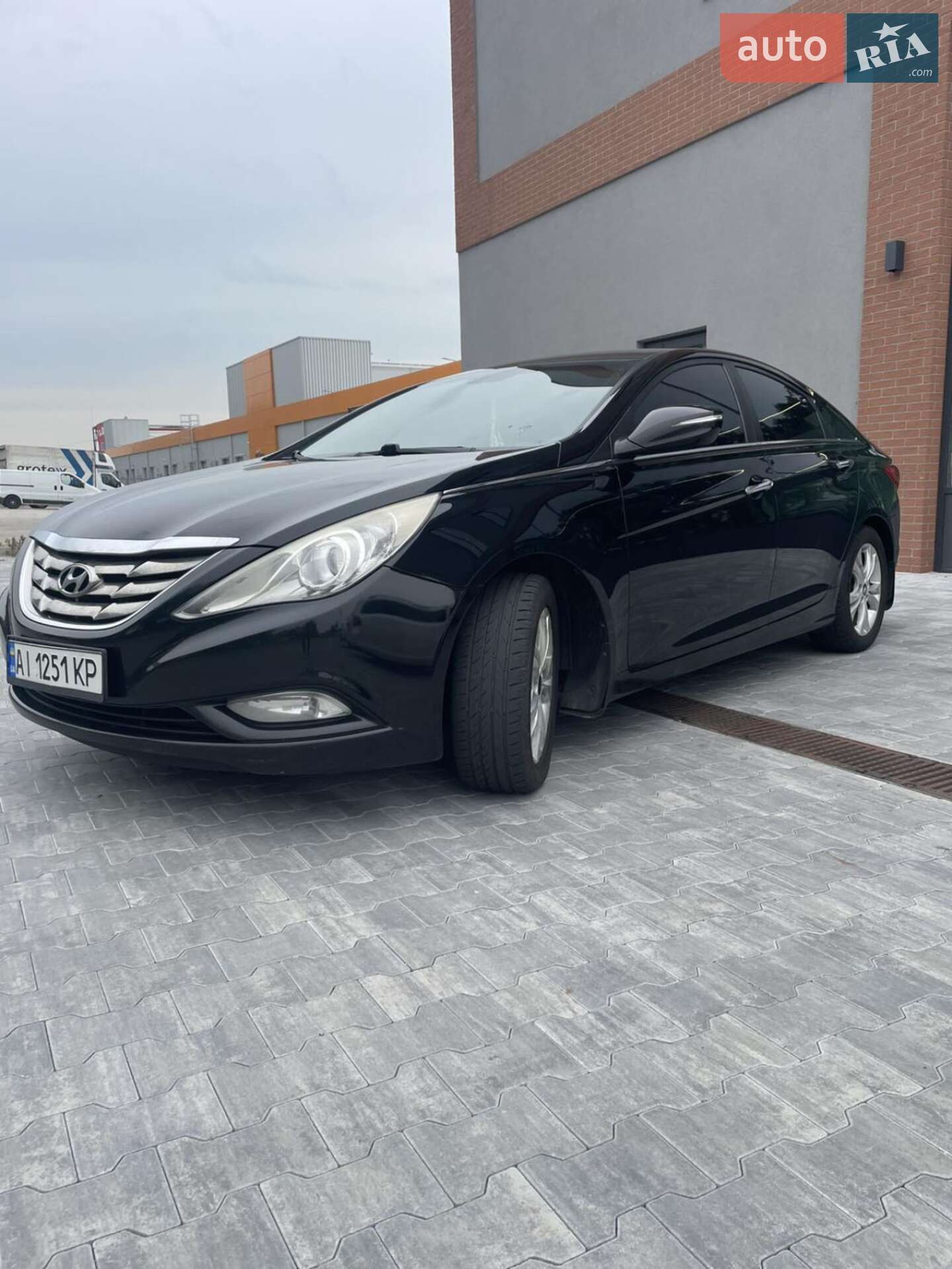 Hyundai Sonata 2012 VIN KMHEC41CBCA407956 фото оголошення 4 з 11