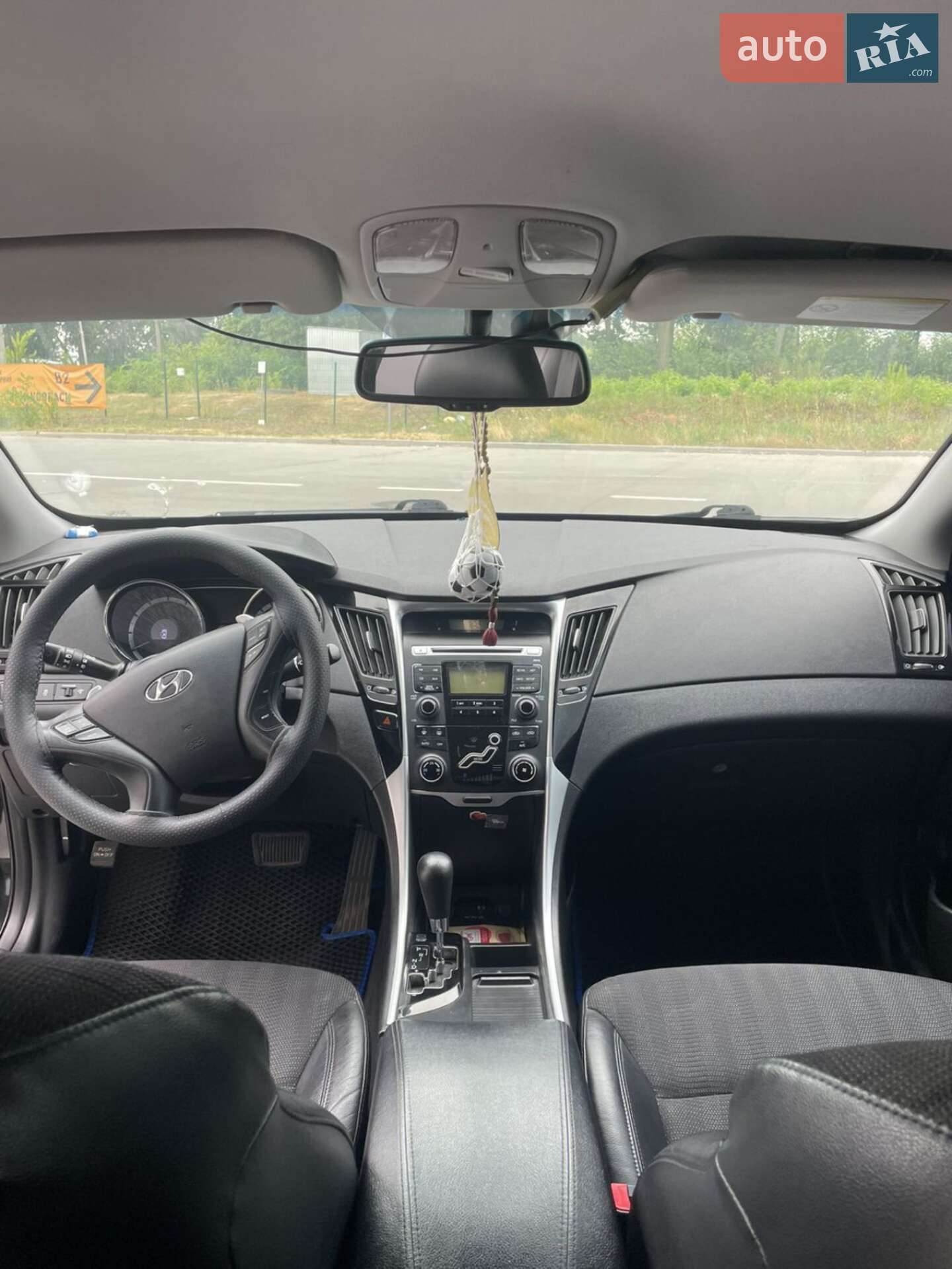 Hyundai Sonata 2012 VIN KMHEC41CBCA407956 фото оголошення 9 з 11