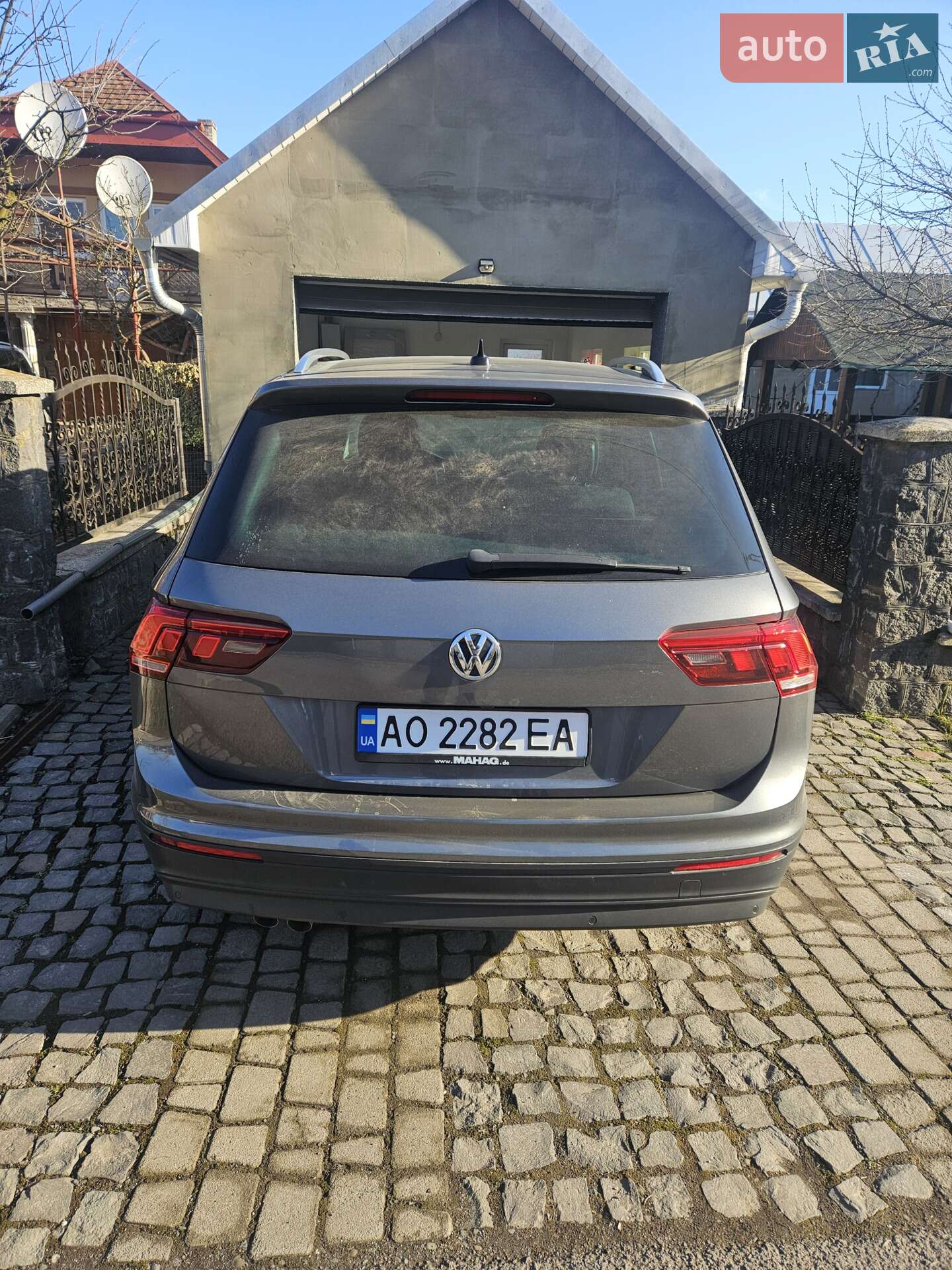 Volkswagen Tiguan 2020 VIN WVGZZZ5NZLW364066 фото оголошення 2 з 9
