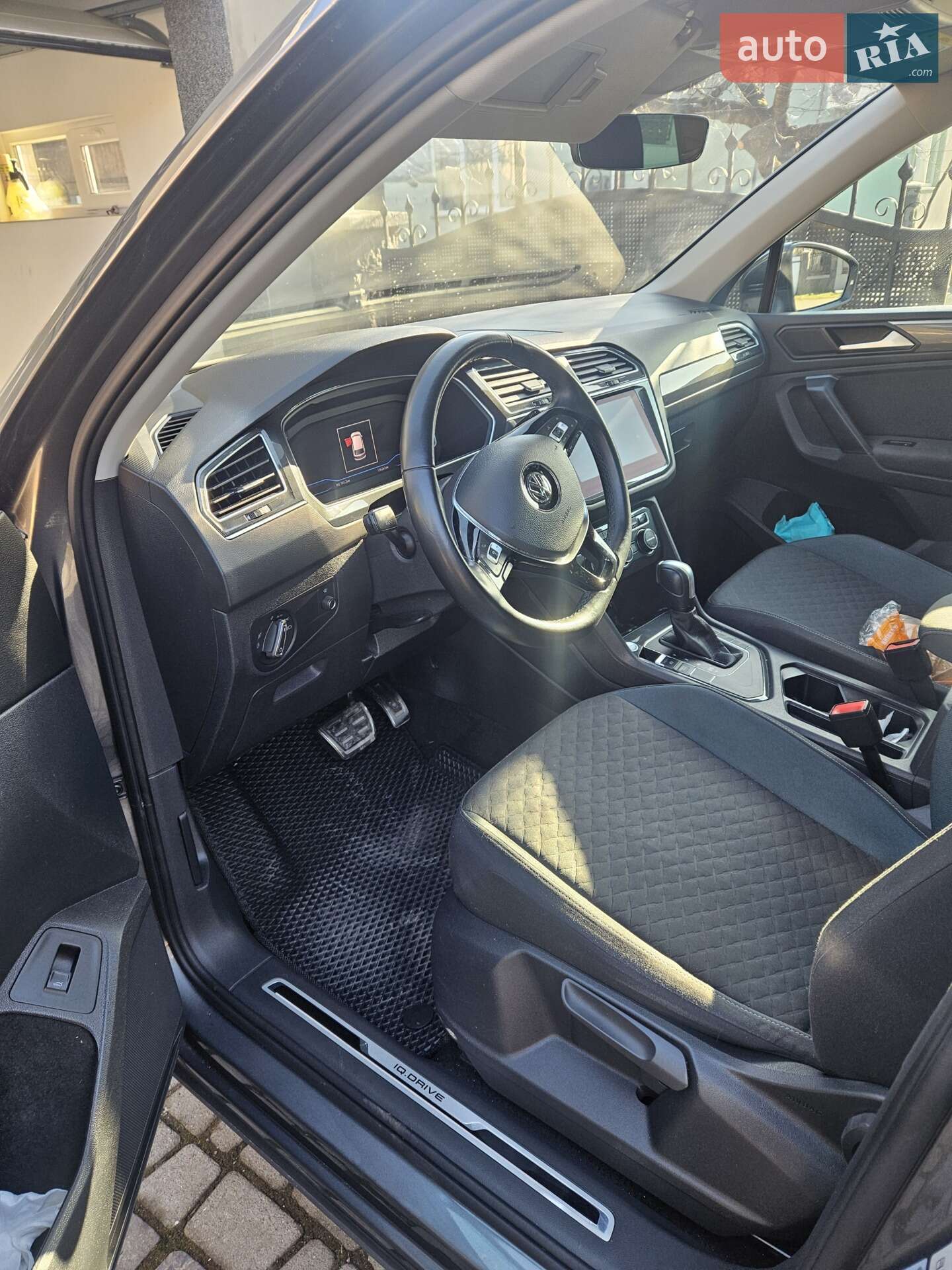 Volkswagen Tiguan 2020 VIN WVGZZZ5NZLW364066 фото оголошення 7 з 9