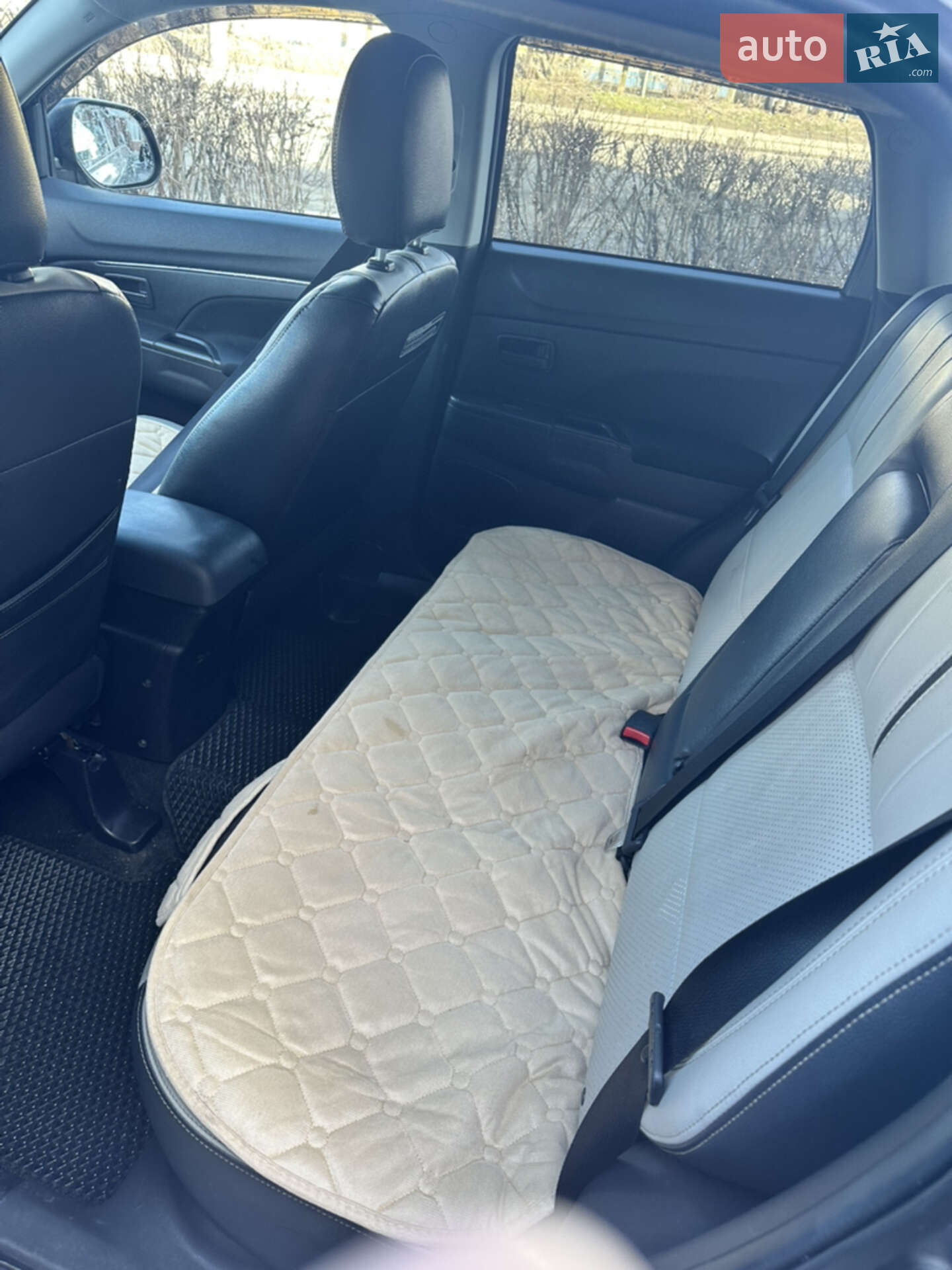 Mitsubishi Outlander Sport 2013 VIN 4A4AP3AU4EE015087 фото оголошення 8 з 11