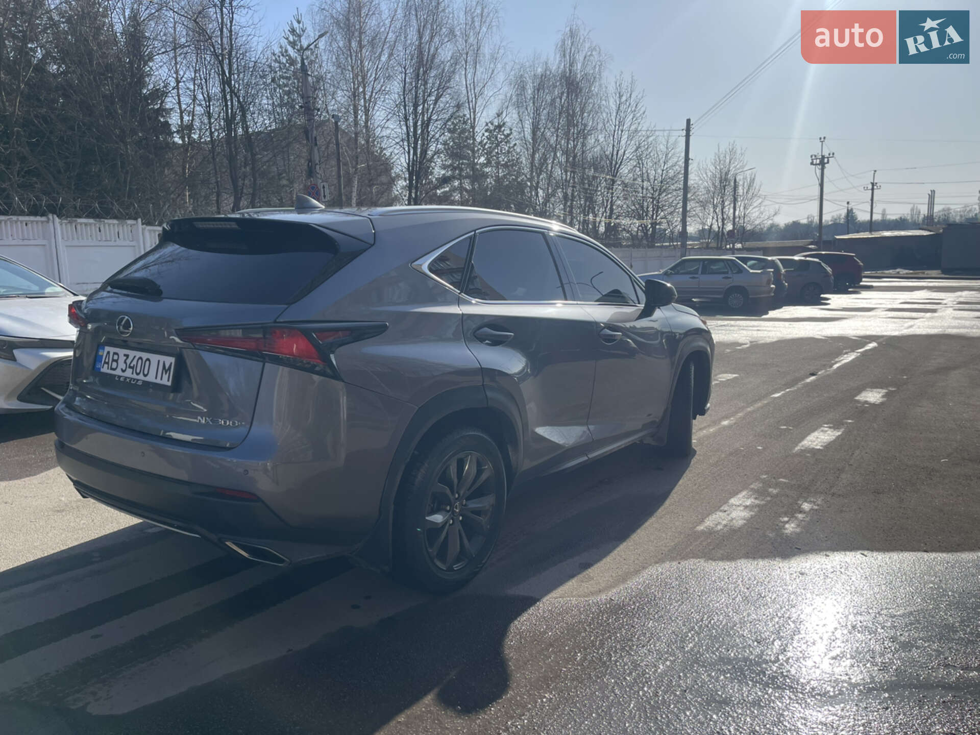 Lexus NX 2018 VIN JTJYARBZXK2125205 фото оголошення 3 з 24