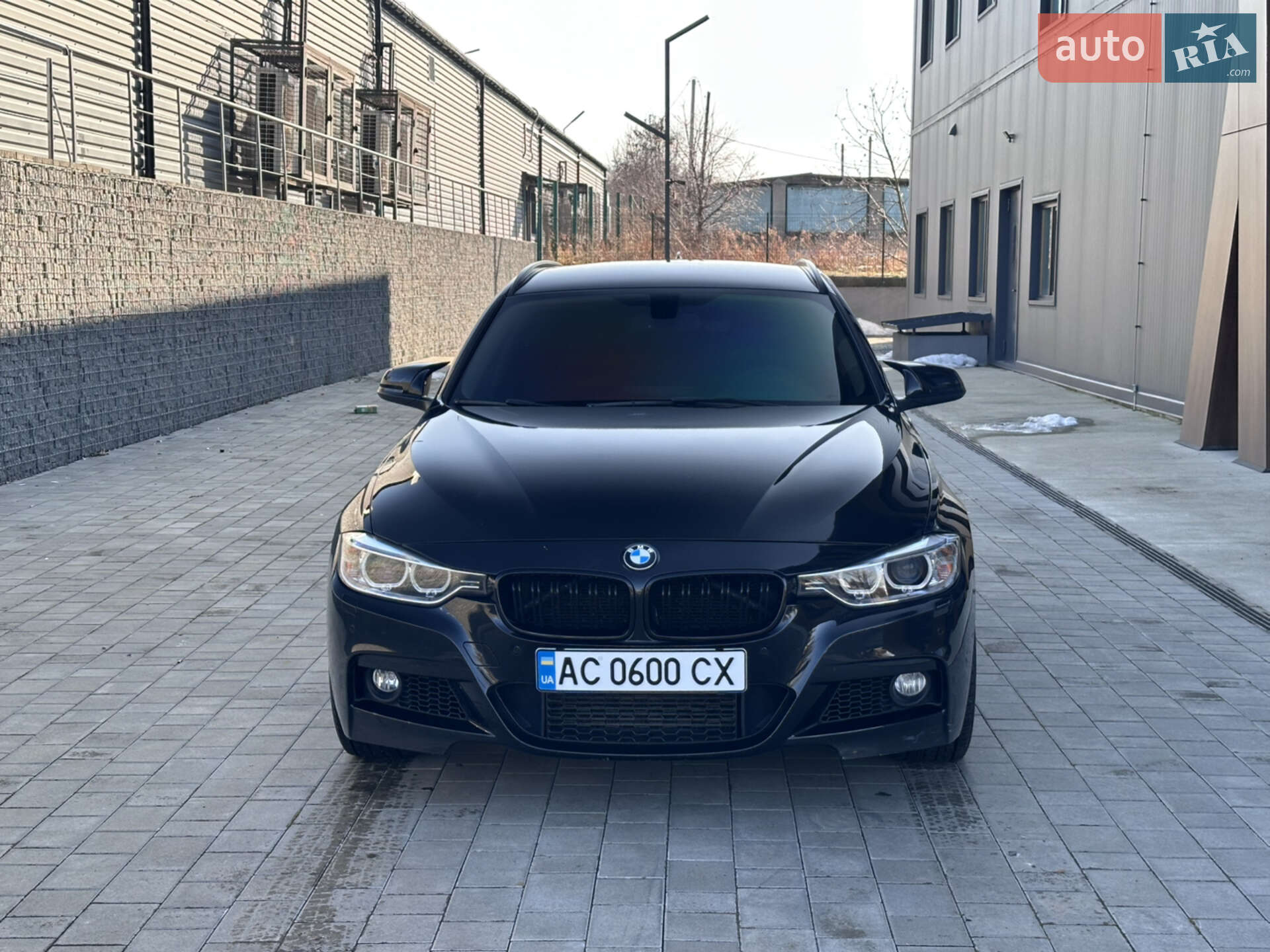 BMW 3 Series 2014 VIN WBA3K31000F674263 фото оголошення 3 з 38