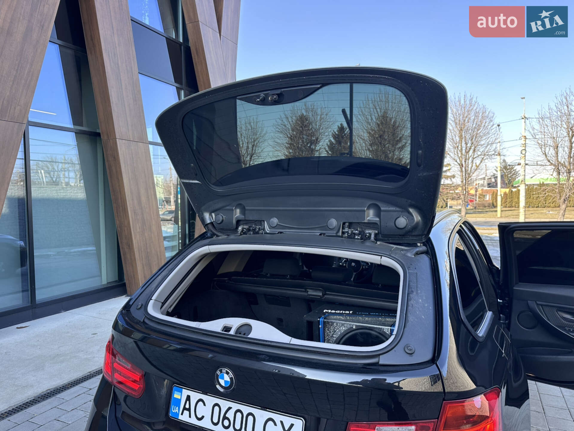 BMW 3 Series 2014 VIN WBA3K31000F674263 фото оголошення 28 з 38