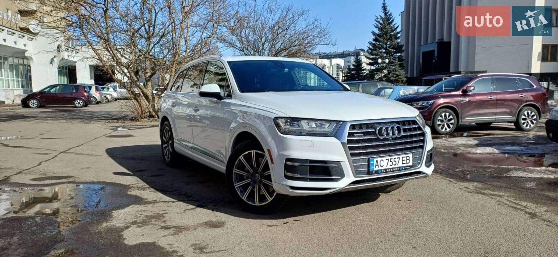 Audi Q7 2016 VIN WA1LAAF73HD031522 фото оголошення 9 з 22