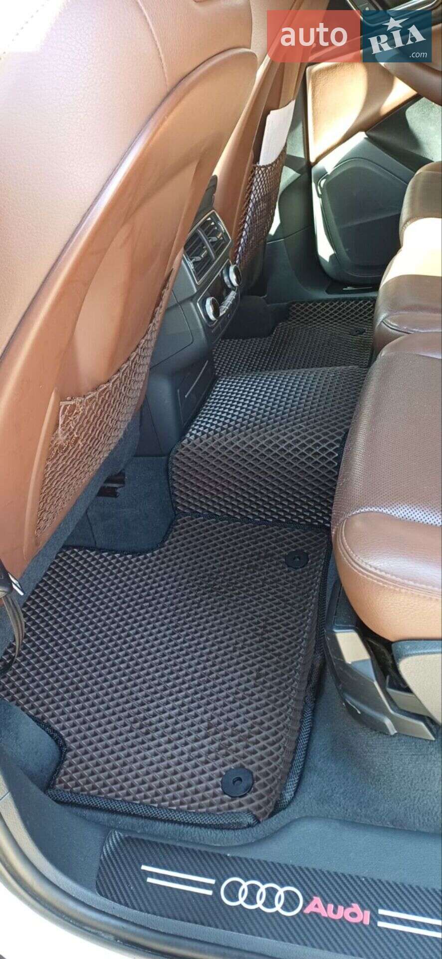 Audi Q7 2016 VIN WA1LAAF73HD031522 фото оголошення 15 з 22