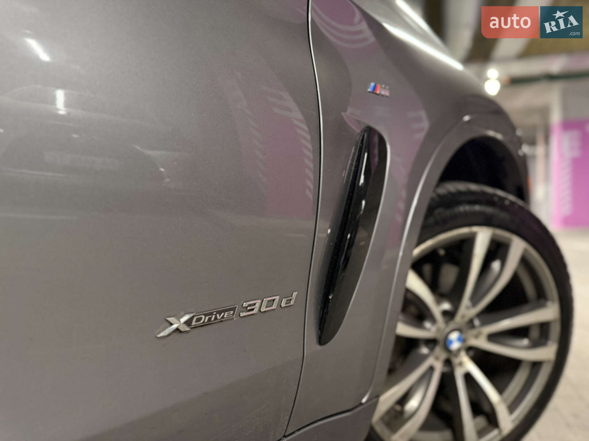BMW X6 2015 VIN WBAKV210700R24596 фото оголошення 56 з 103