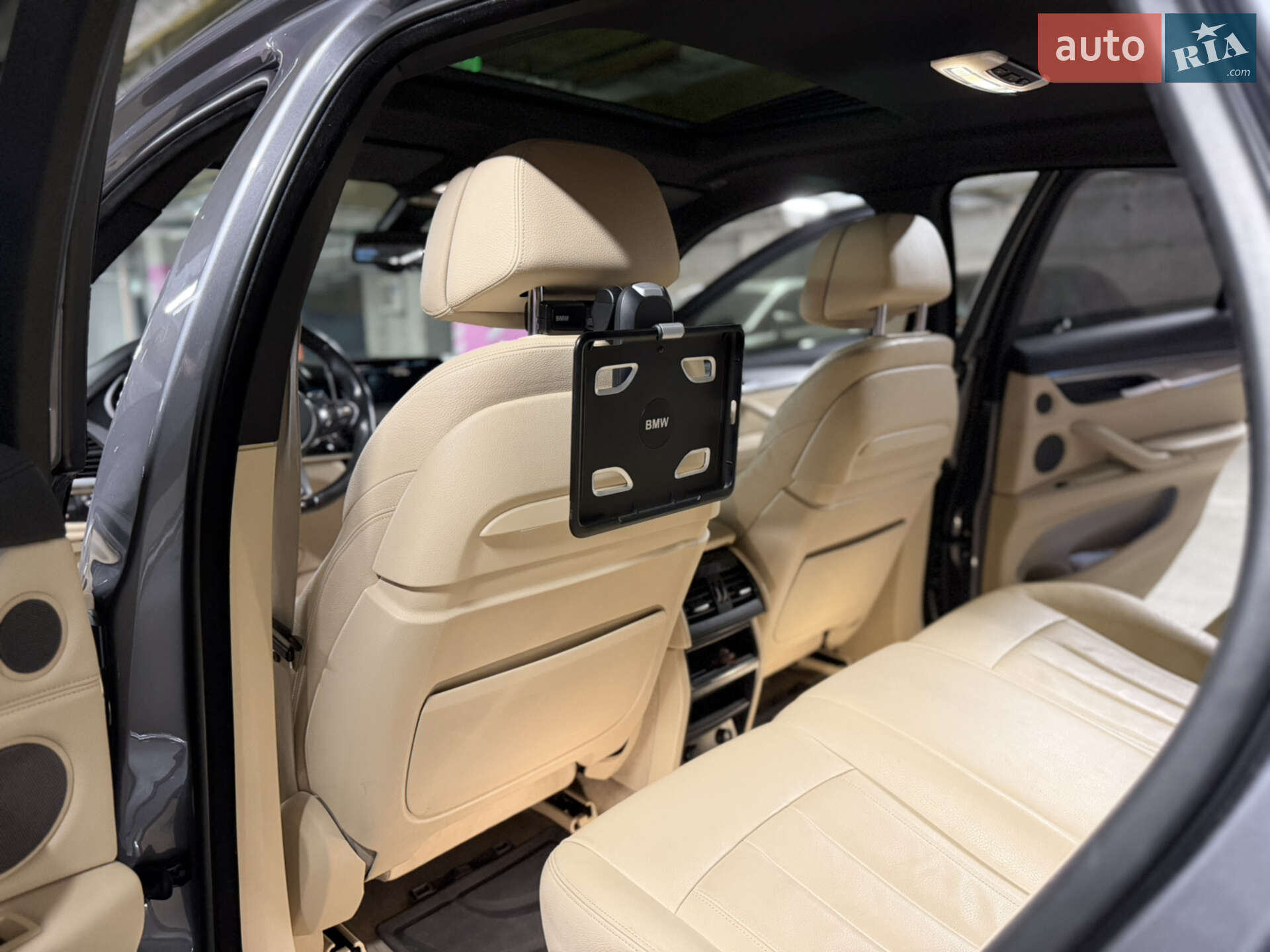 BMW X6 2015 VIN WBAKV210700R24596 фото оголошення 82 з 103
