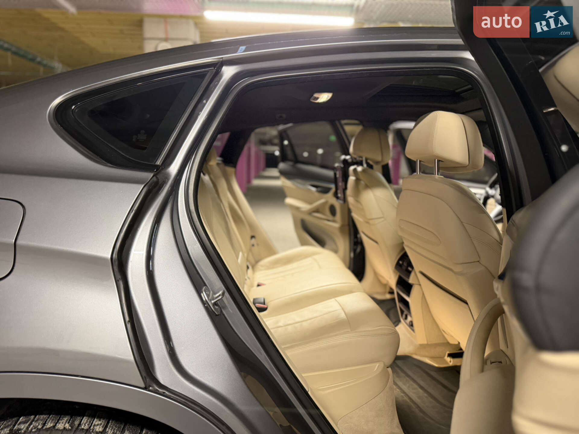 BMW X6 2015 VIN WBAKV210700R24596 фото оголошення 89 з 103