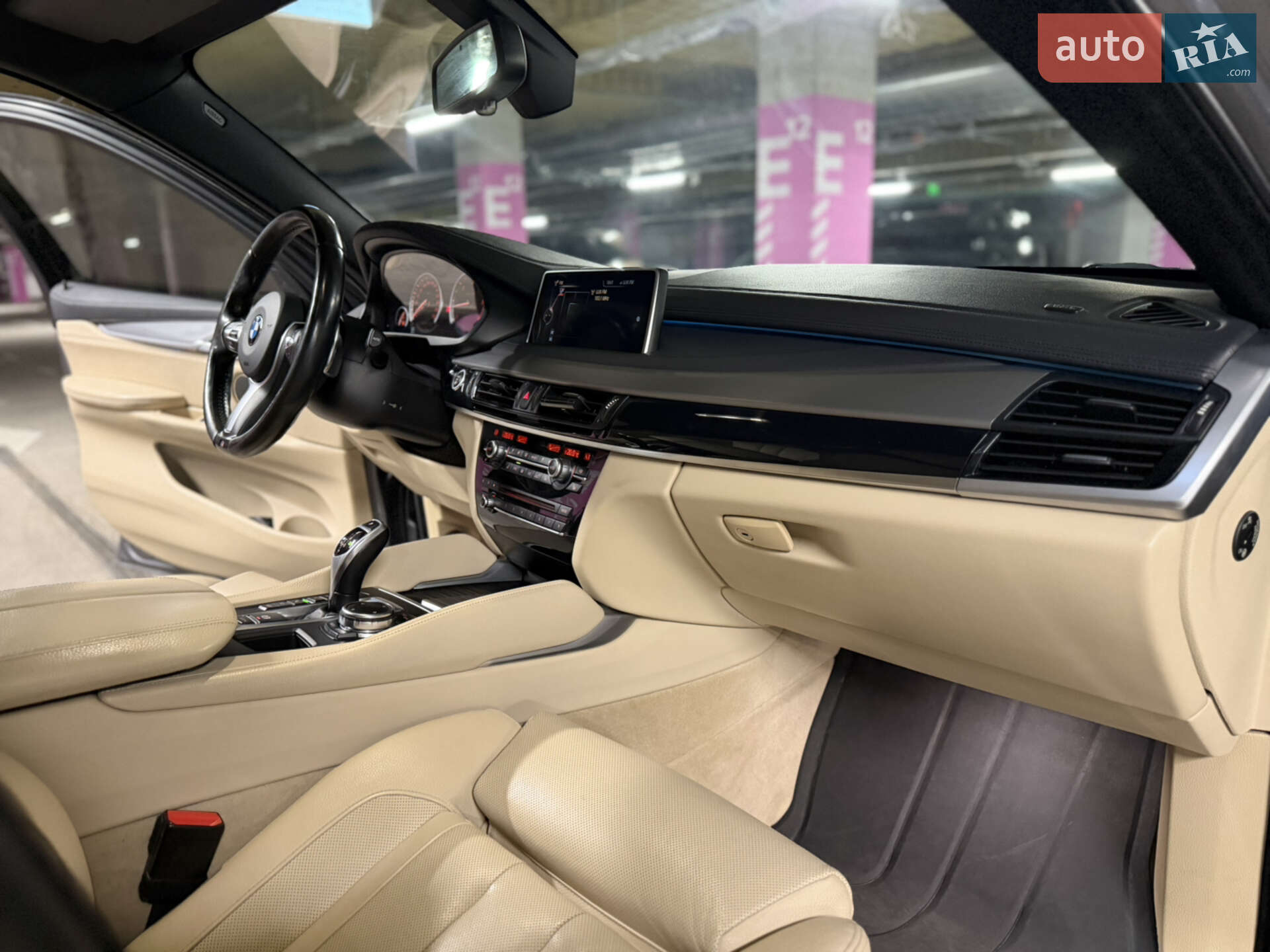 BMW X6 2015 VIN WBAKV210700R24596 фото оголошення 99 з 103
