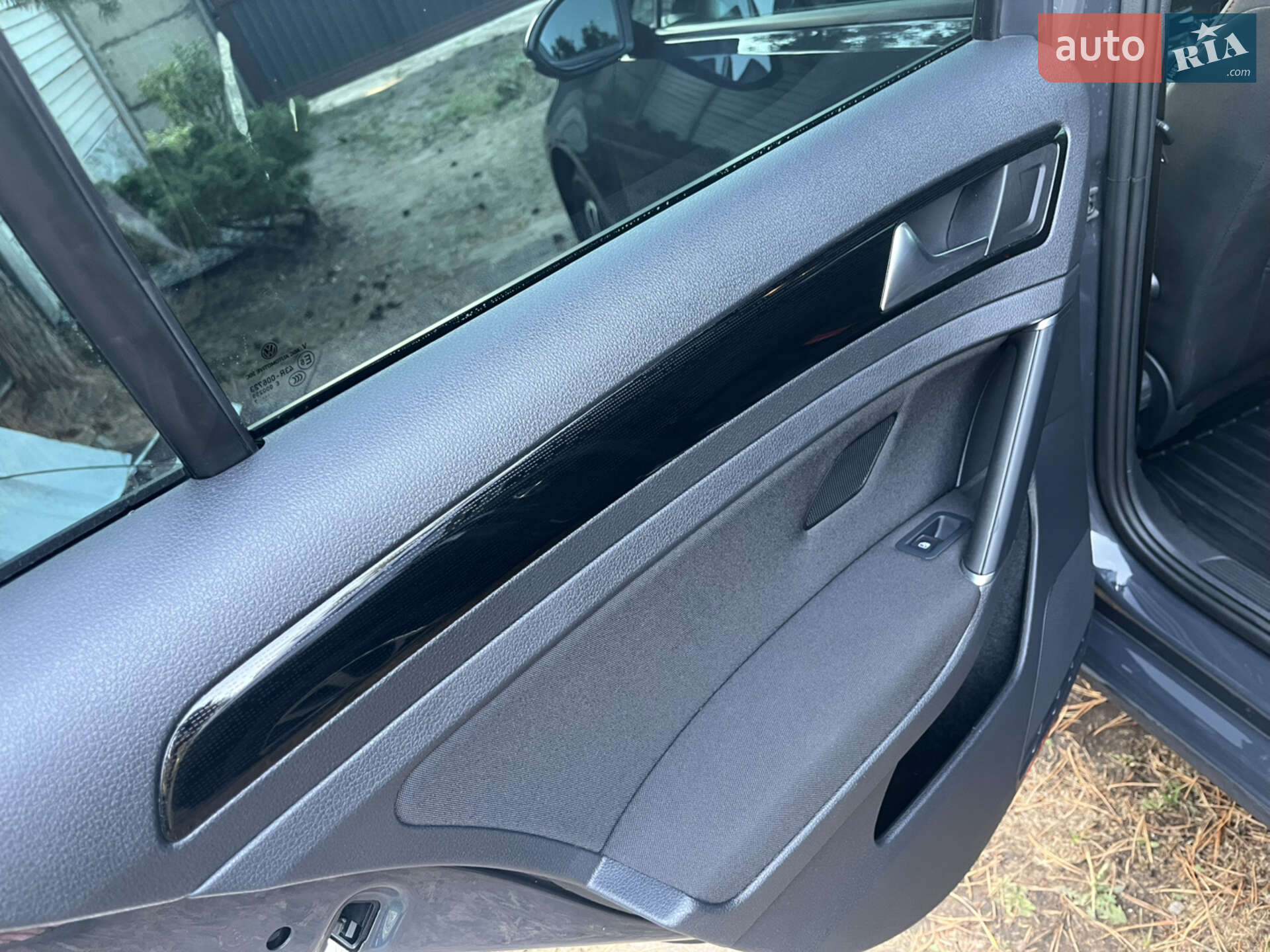 Volkswagen Golf 2017 VIN WVWZZZAUZJP507170 фото оголошення 8 з 37