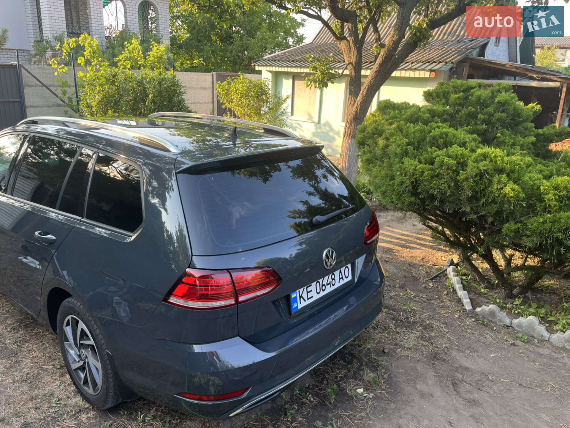 Volkswagen Golf 2017 VIN WVWZZZAUZJP507170 фото оголошення 17 з 37