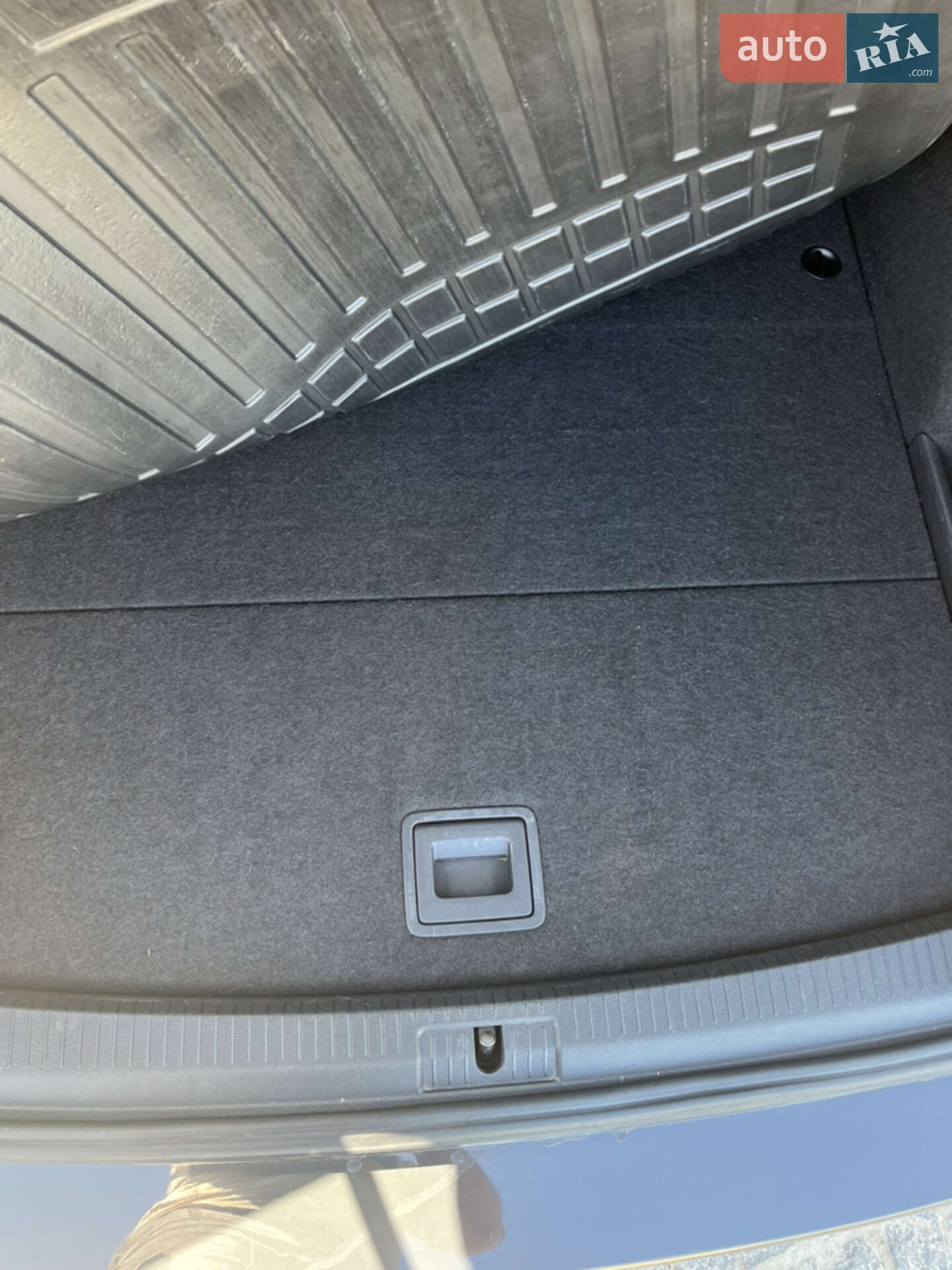 Volkswagen Golf 2017 VIN WVWZZZAUZJP507170 фото оголошення 27 з 37