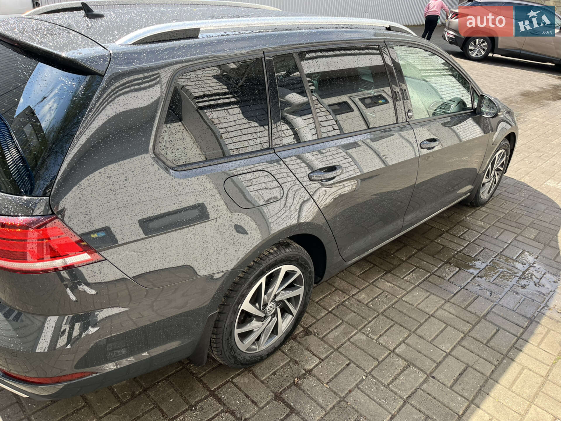 Volkswagen Golf 2017 VIN WVWZZZAUZJP507170 фото оголошення 33 з 37