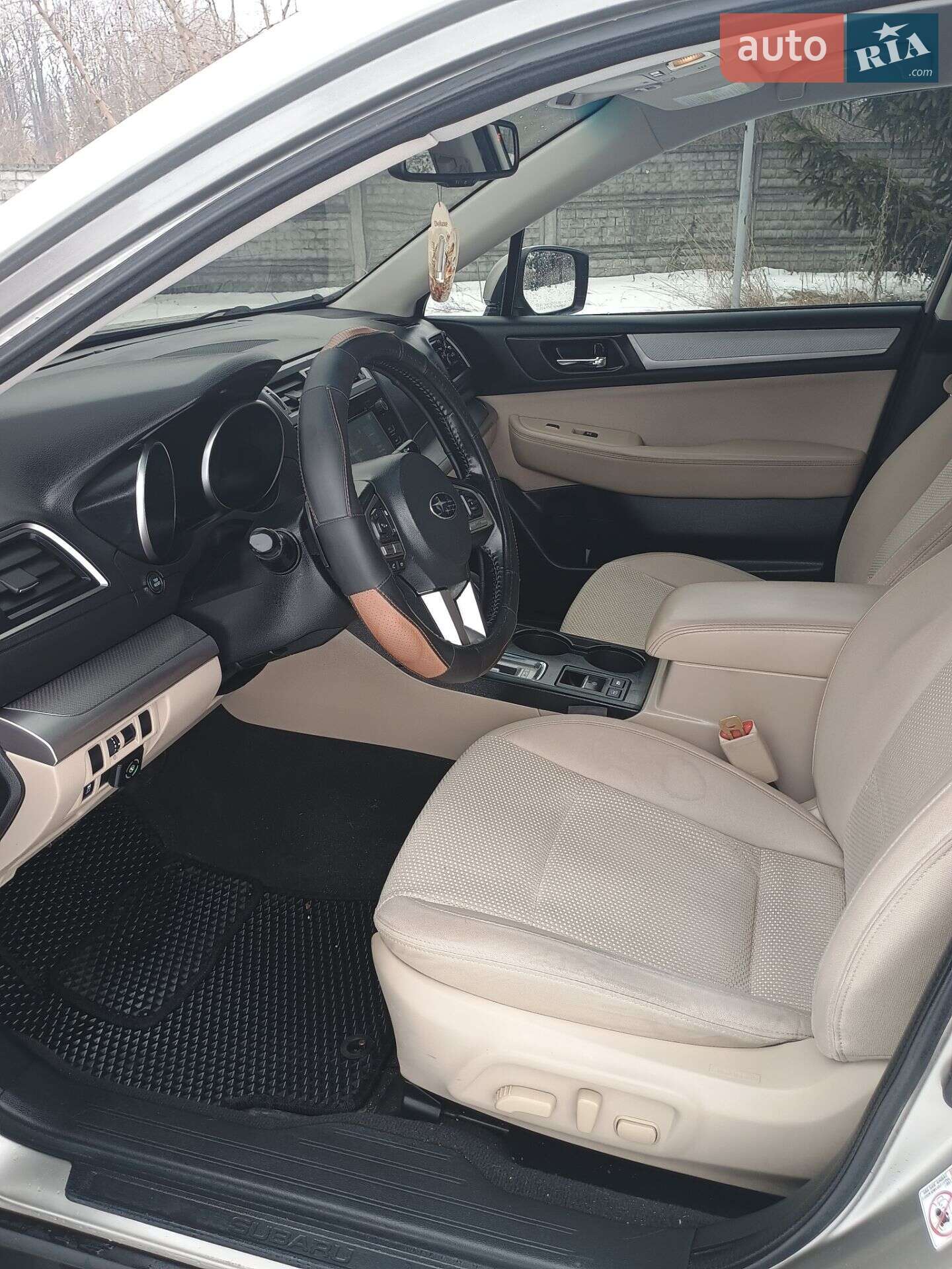 Subaru Outback 2015 VIN 4S4BSACC1G3262001 фото оголошення 6 з 9