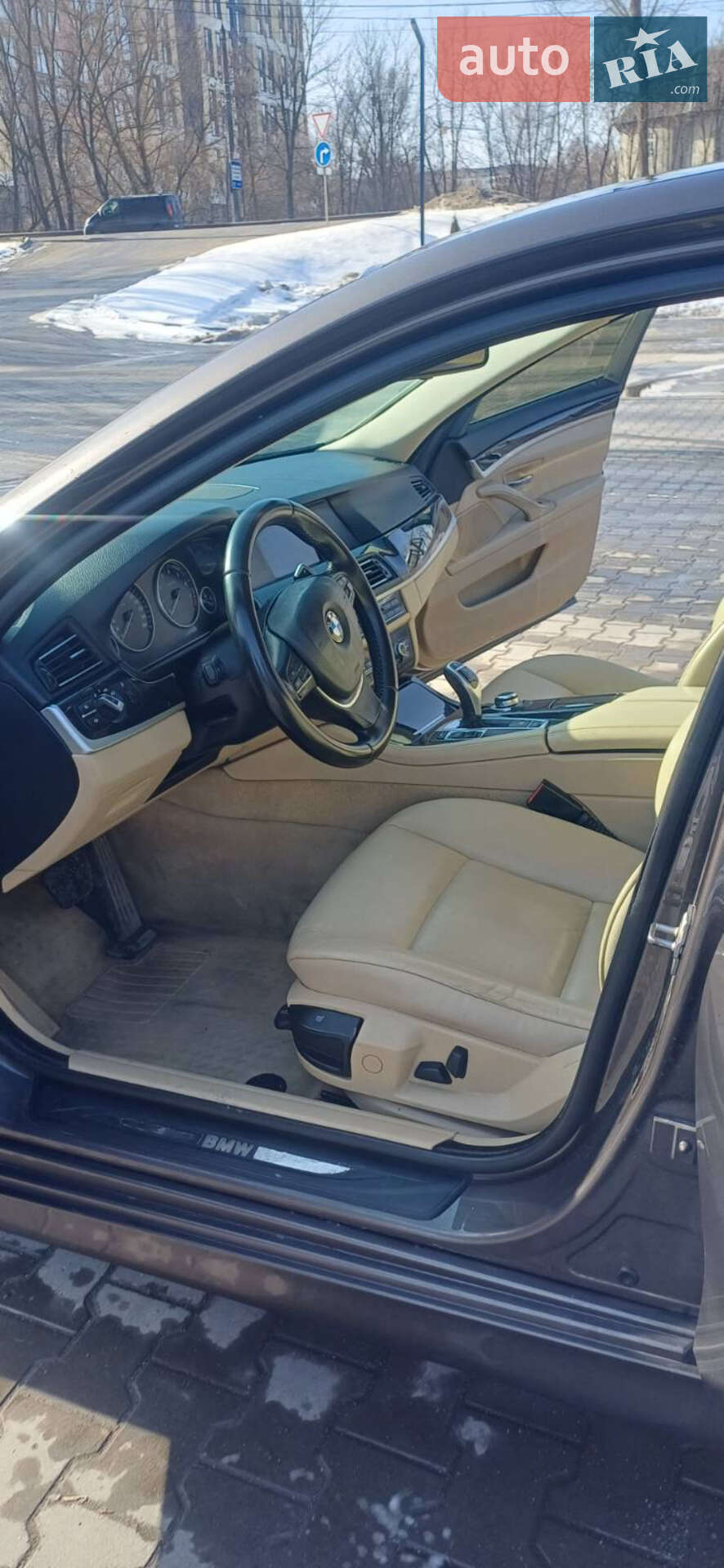 BMW 5 Series 2011 VIN WBAXG11030DW29403 фото оголошення 29 з 32